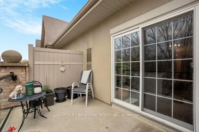 Photo 23 of Unit 402, 41 Ferndale Drive S, Barrie, Ardagh — HOMEH