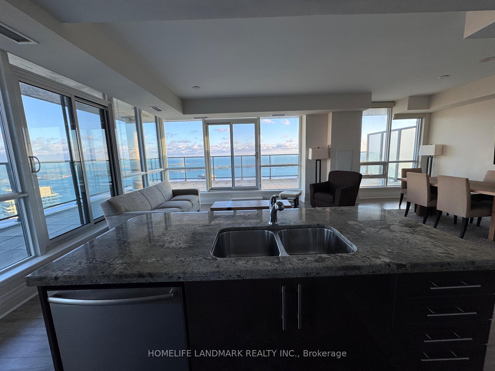 Photo 11 of Unit 4805, 33 Bay Street, Toronto, Waterfront Communities — HOMEH