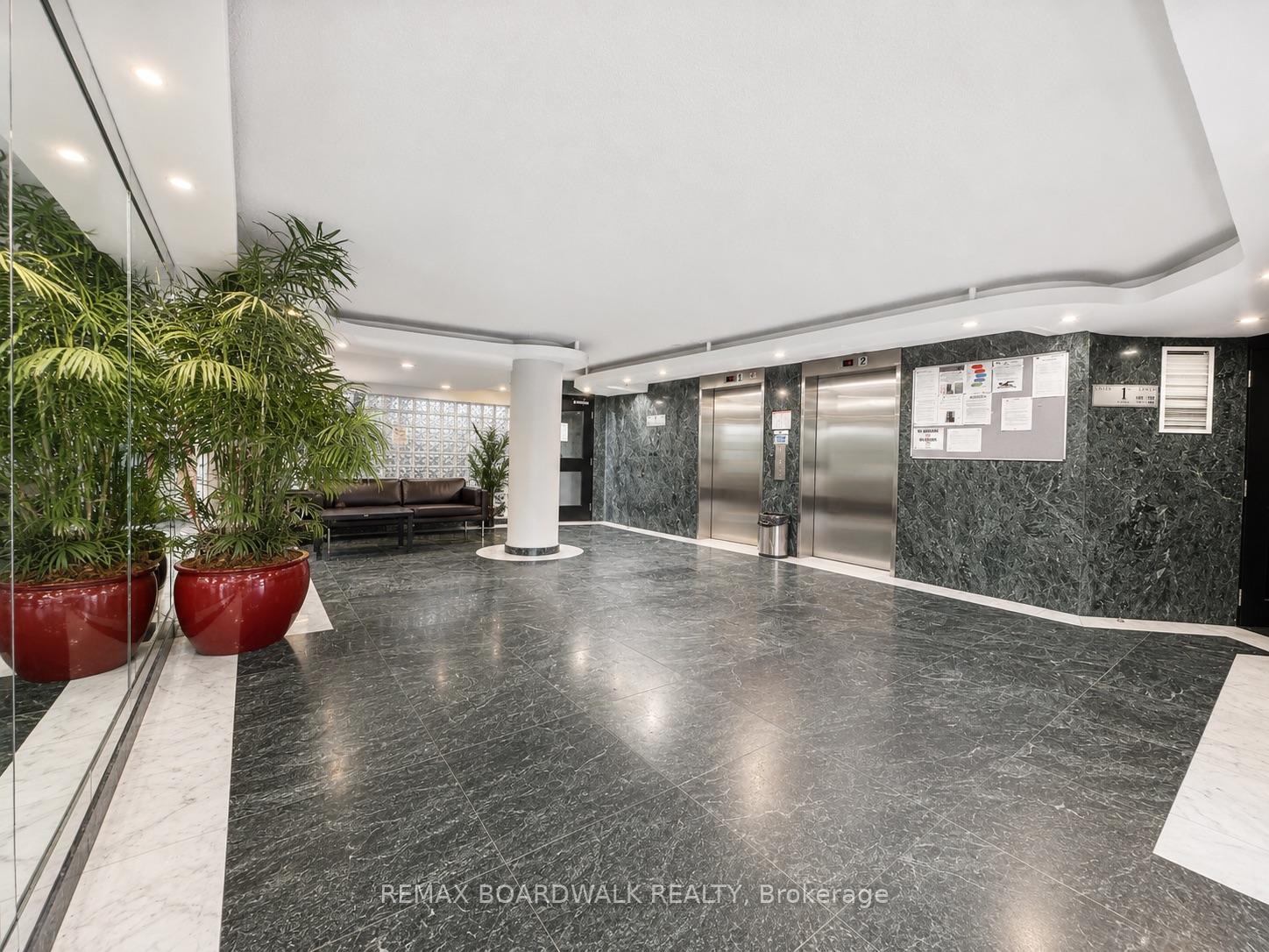 Photo 5 of Unit 1103, 1440 Heron Road, Ottawa, Heron Gate — HOMEH