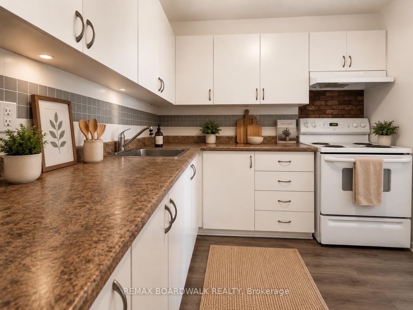 Photo 12 of Unit 1103, 1440 Heron Road, Ottawa, Heron Gate — HOMEH
