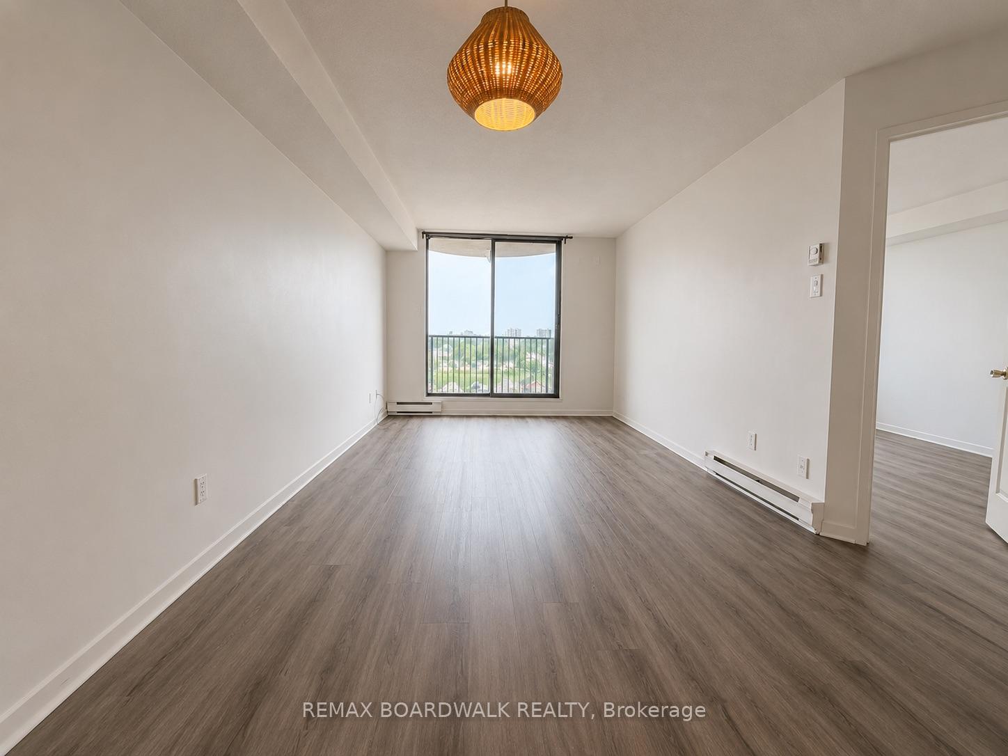 Photo 14 of Unit 1103, 1440 Heron Road, Ottawa, Heron Gate — HOMEH