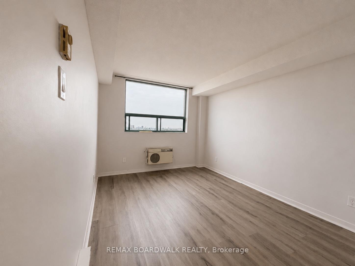 Photo 20 of Unit 1103, 1440 Heron Road, Ottawa, Heron Gate — HOMEH