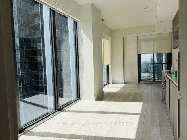 Photo 7 of Unit 4502, 8 Cumberland Street, Toronto, The Annex — HOMEH