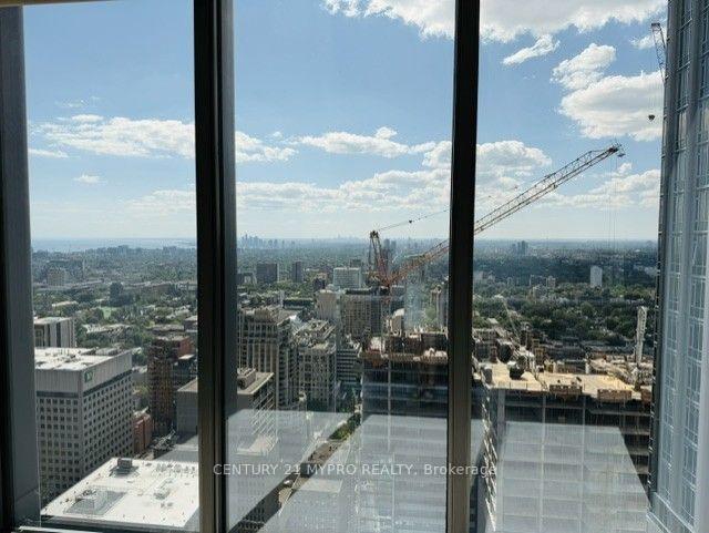 Photo 10 of Unit 4502, 8 Cumberland Street, Toronto, The Annex — HOMEH