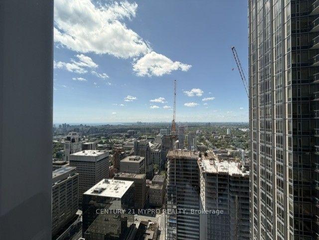 Photo 12 of Unit 4502, 8 Cumberland Street, Toronto, The Annex — HOMEH