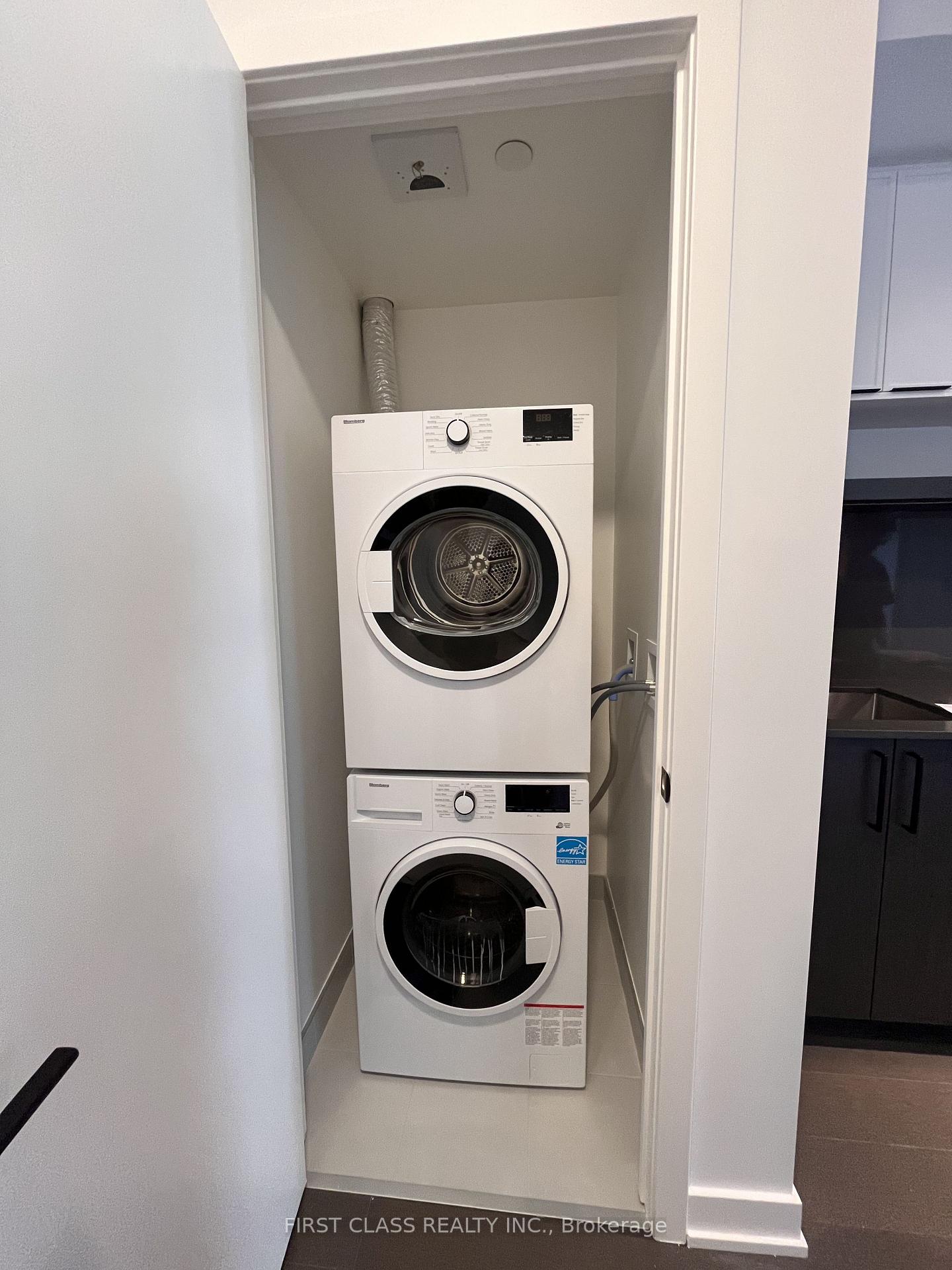 Photo 7 of Unit 522, 91 Montclair Avenue, Toronto, Forest Hill South — HOMEH