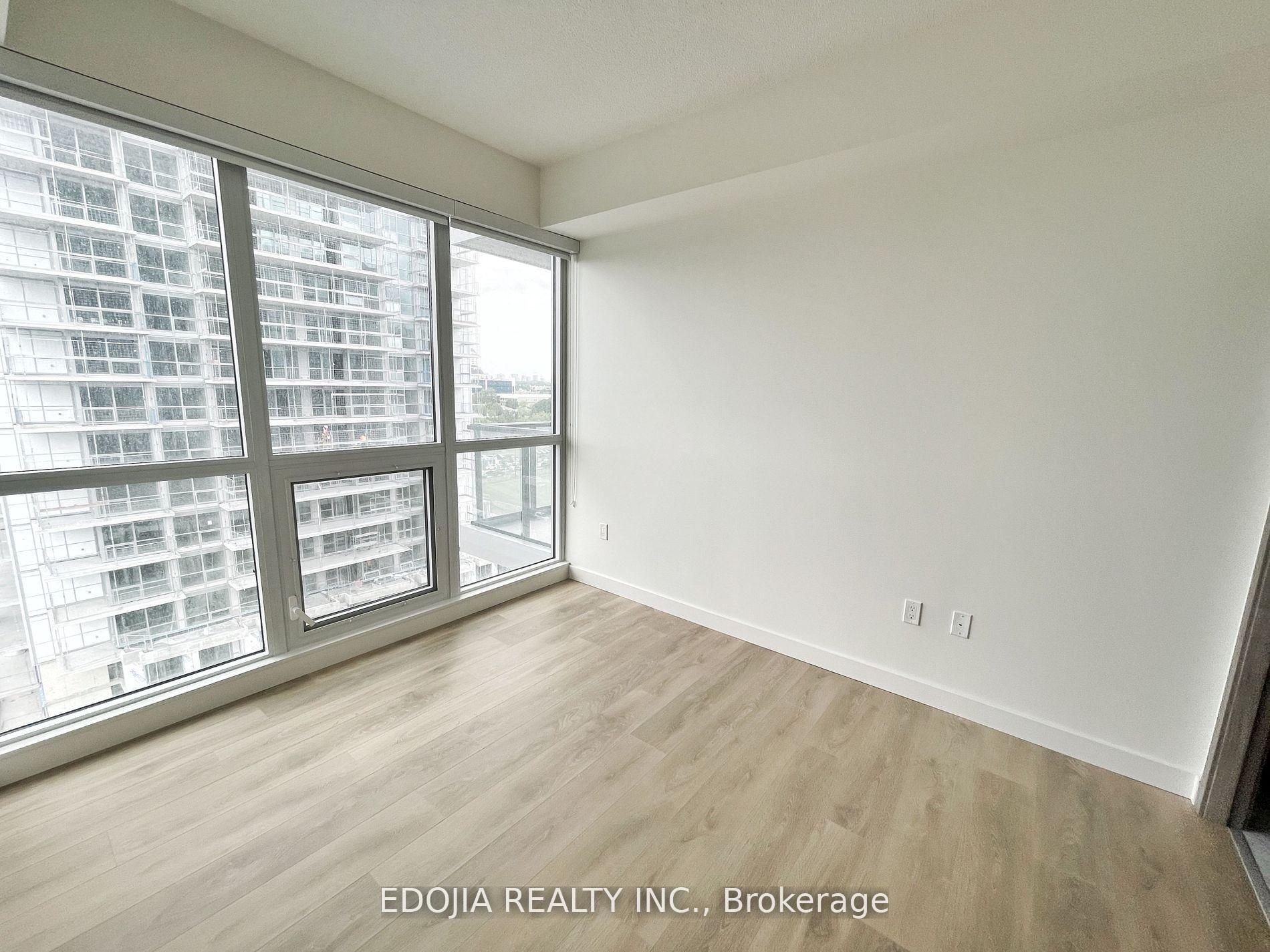 Photo 7 of Unit 1506, 85 Mcmahon Drive, North York, Bayview Village — HOMEH