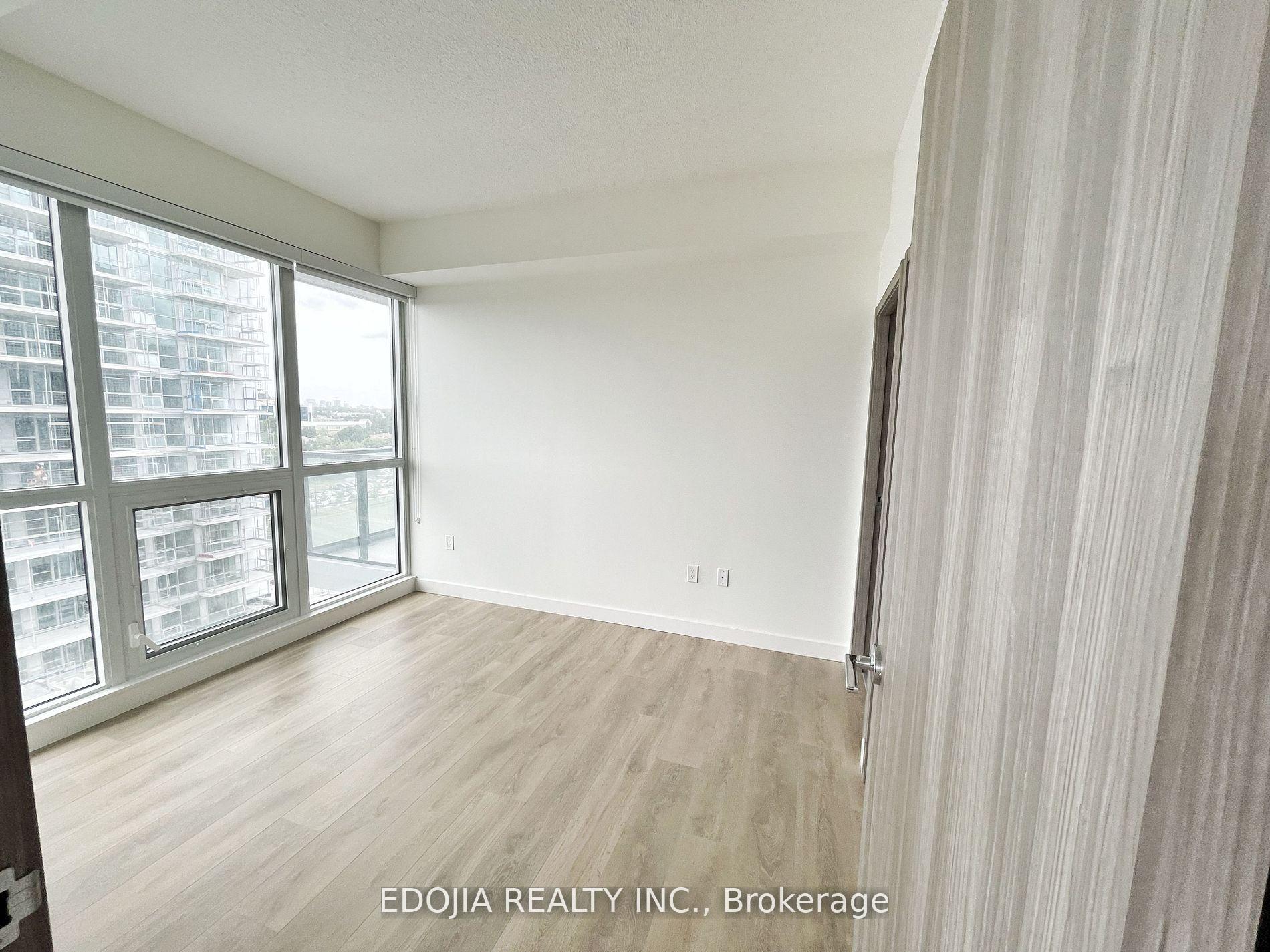 Photo 11 of Unit 1506, 85 Mcmahon Drive, North York, Bayview Village — HOMEH