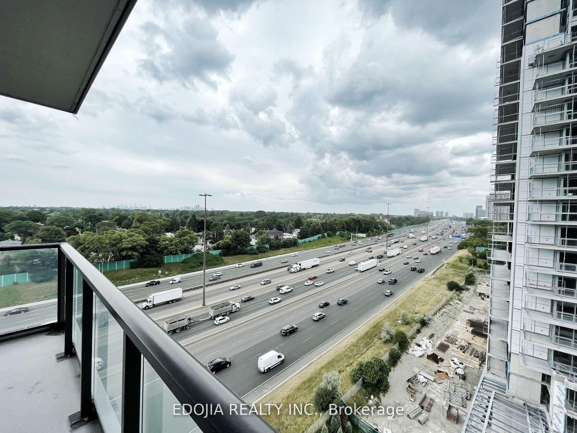Photo 13 of Unit 1506, 85 Mcmahon Drive, North York, Bayview Village — HOMEH