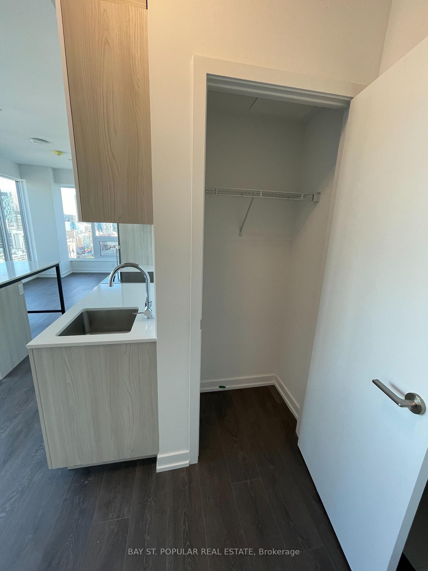 Photo 16 of Unit 2508, 203 College Street, Toronto, Kensington-Chinatown — HOMEH