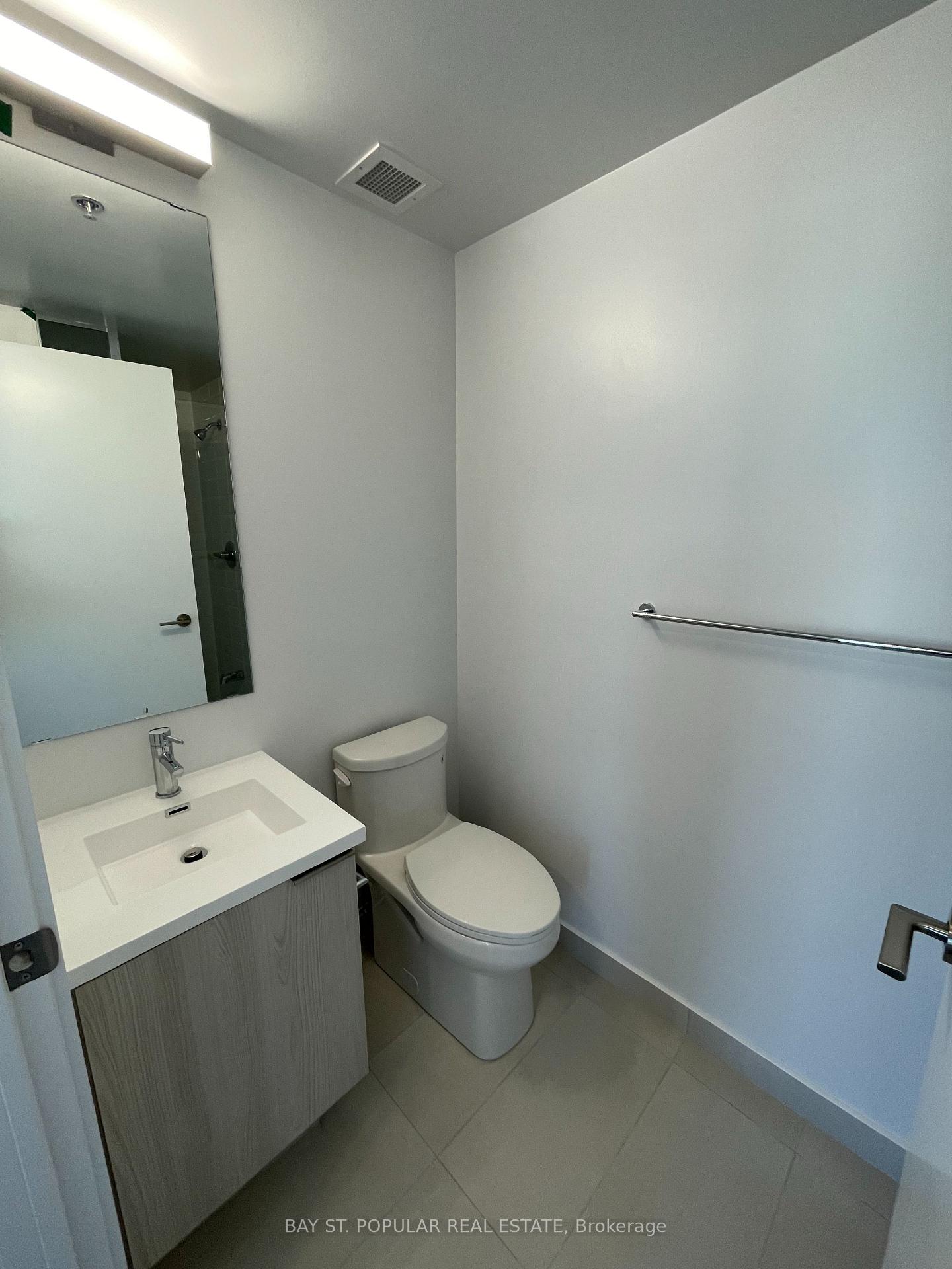 Photo 23 of Unit 2508, 203 College Street, Toronto, Kensington-Chinatown — HOMEH