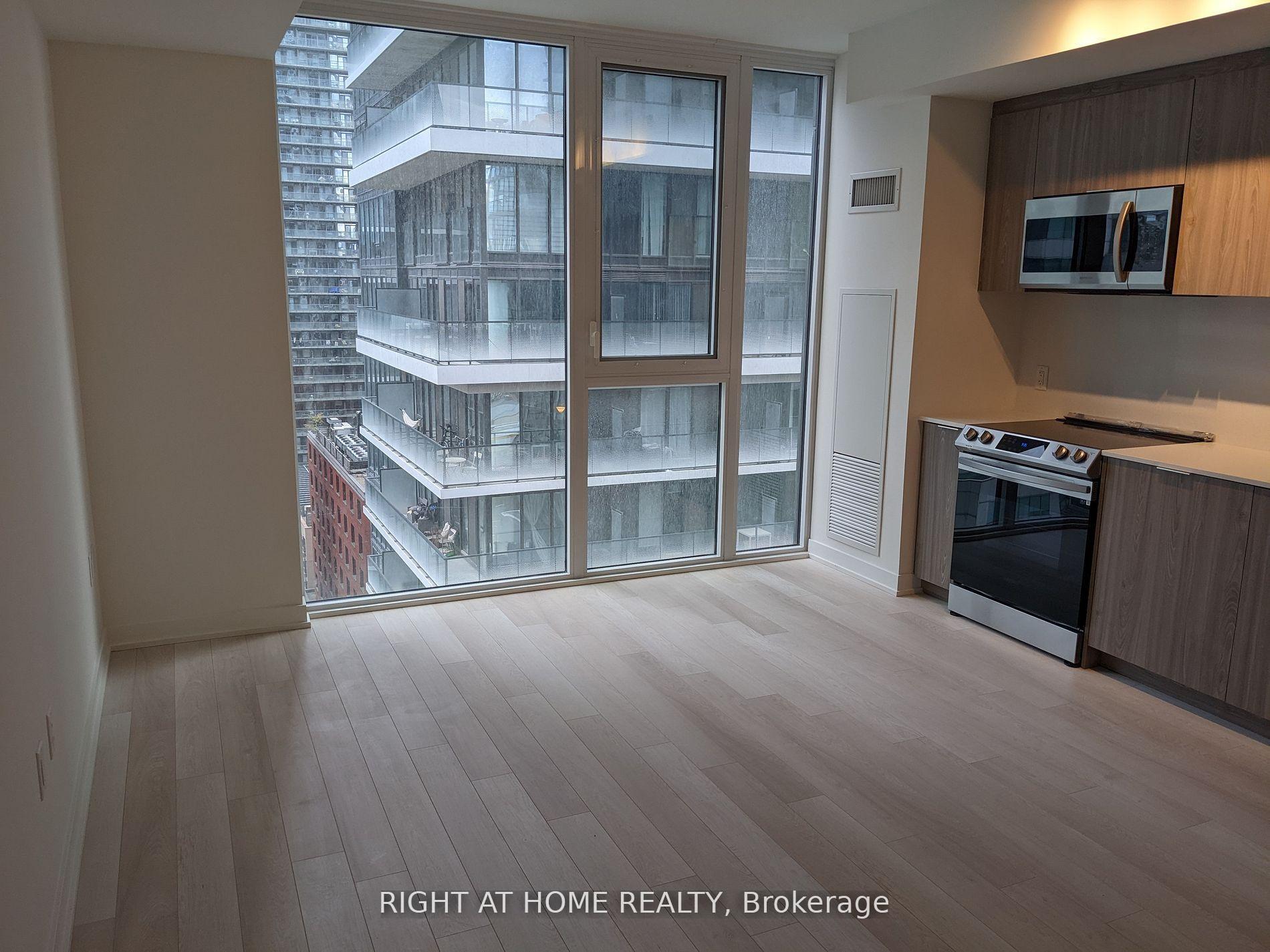 Photo 3 of Unit 1507, 357 King Street W, Toronto, Waterfront Communities — HOMEH