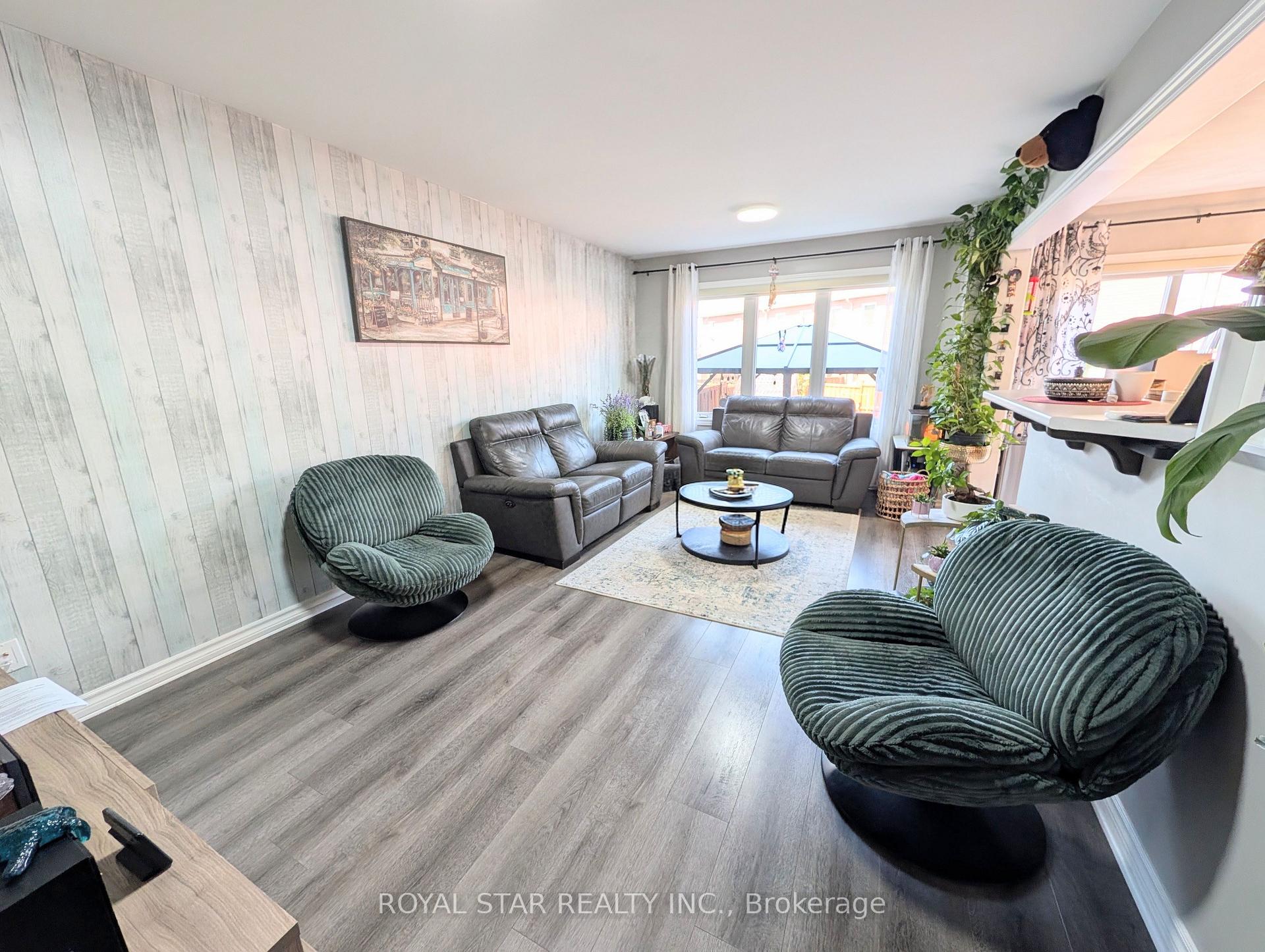 Photo 5 of 544 Roundleaf Way, Ottawa, Kanata - Emerald Meadows/Trailwest — HOMEH