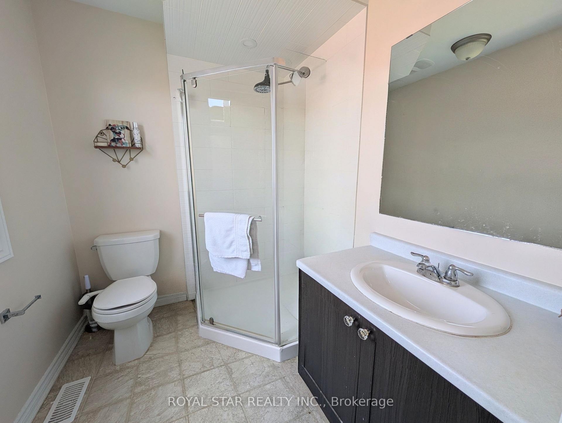 Photo 10 of 544 Roundleaf Way, Ottawa, Kanata - Emerald Meadows/Trailwest — HOMEH