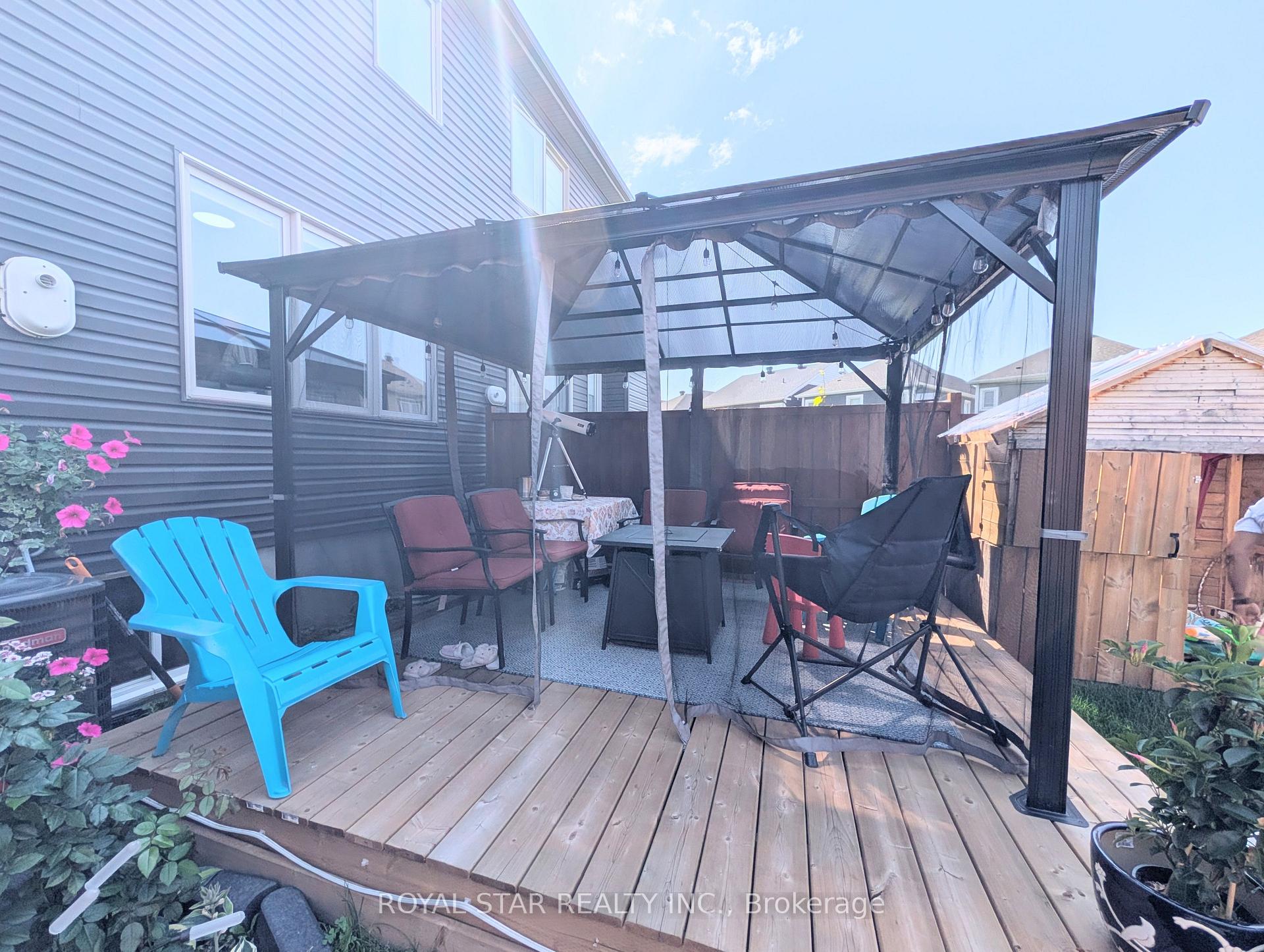 Photo 18 of 544 Roundleaf Way, Ottawa, Kanata - Emerald Meadows/Trailwest — HOMEH