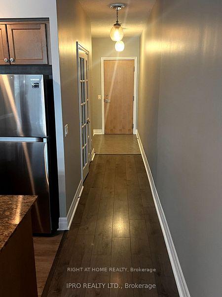 Photo 10 of 58 Marine Parade Drive, Etobicoke, Mimico — HOMEH