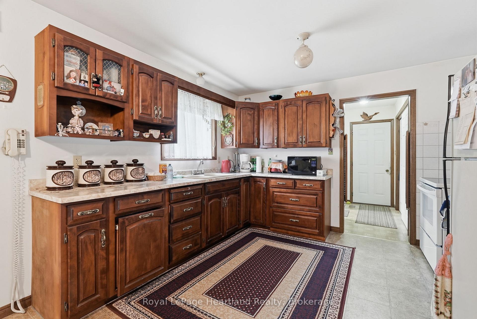 Photo 11 of 947 Caroline Street, West Grey — HOMEH