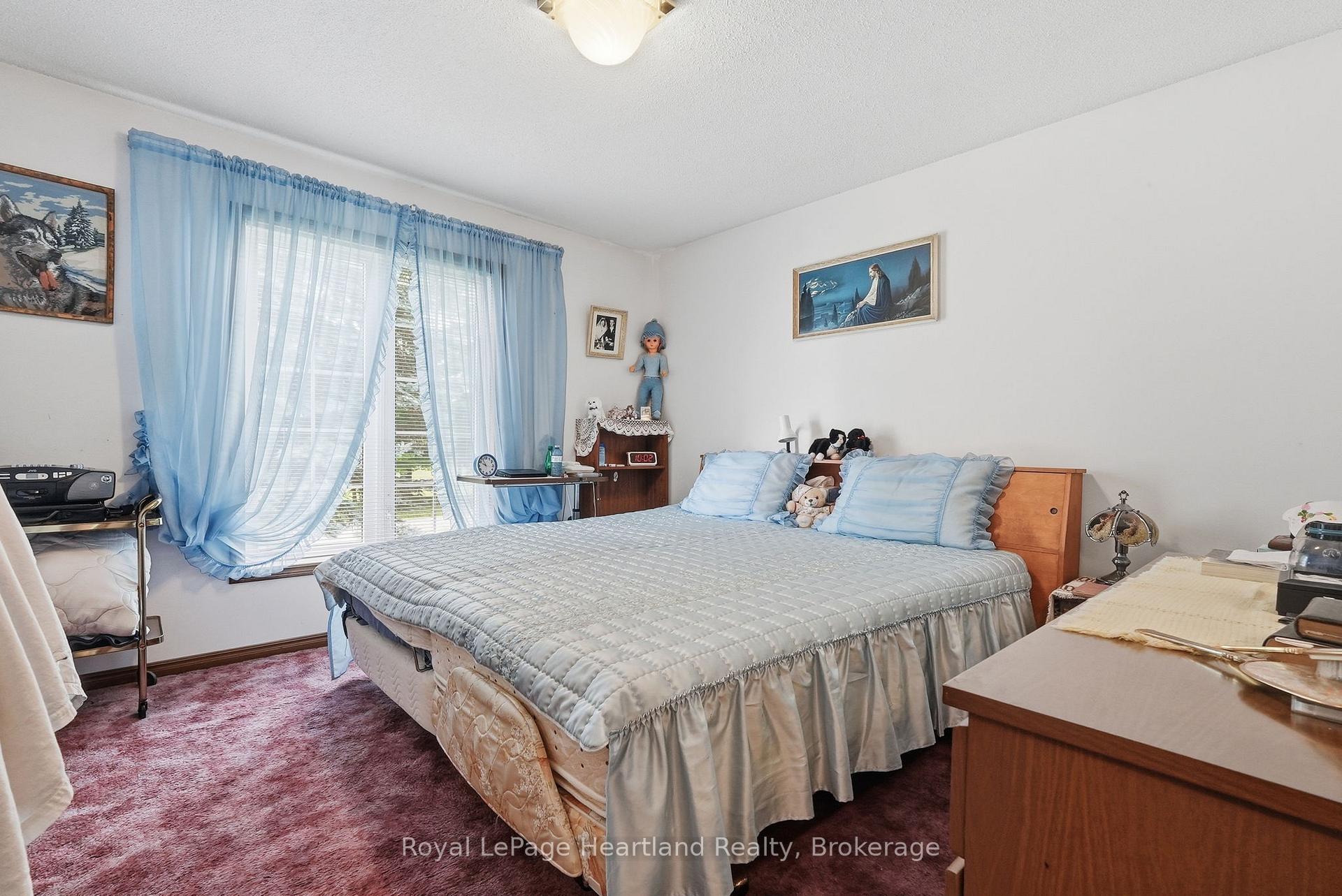 Photo 16 of 947 Caroline Street, West Grey — HOMEH