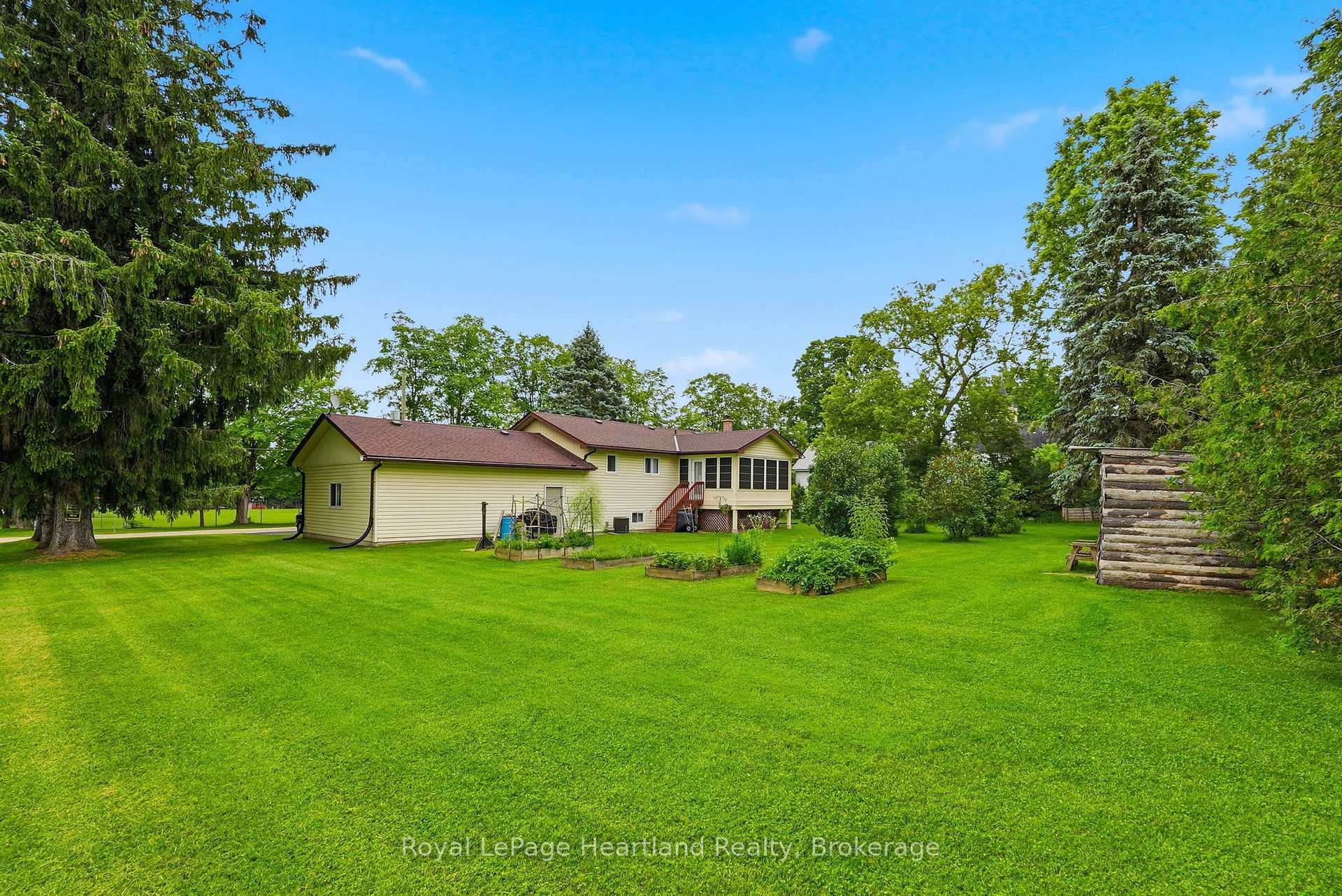 Photo 30 of 947 Caroline Street, West Grey — HOMEH