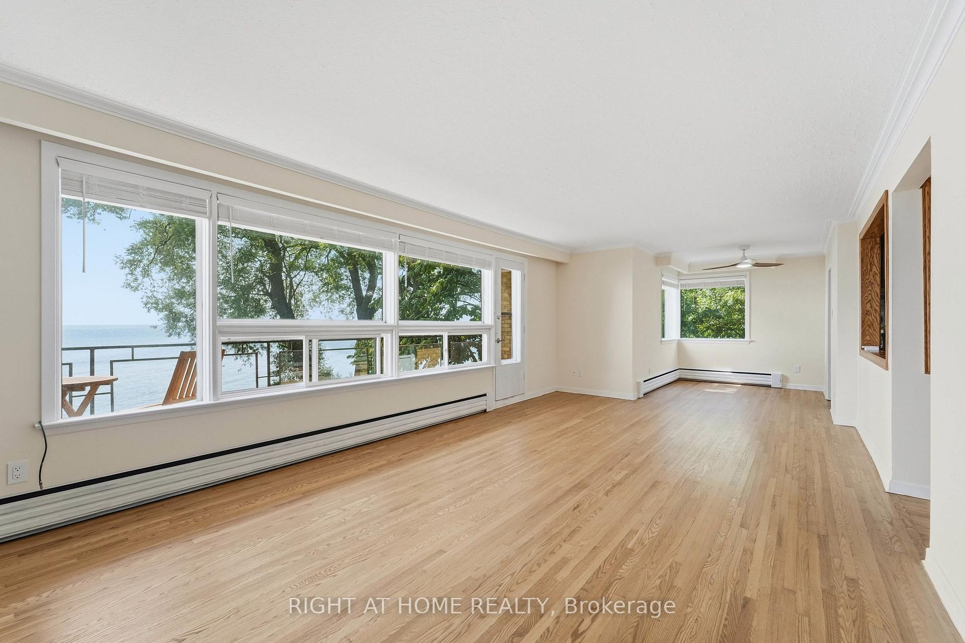 Photo 8 of 3 Carlis Place, Mississauga, Port Credit — HOMEH