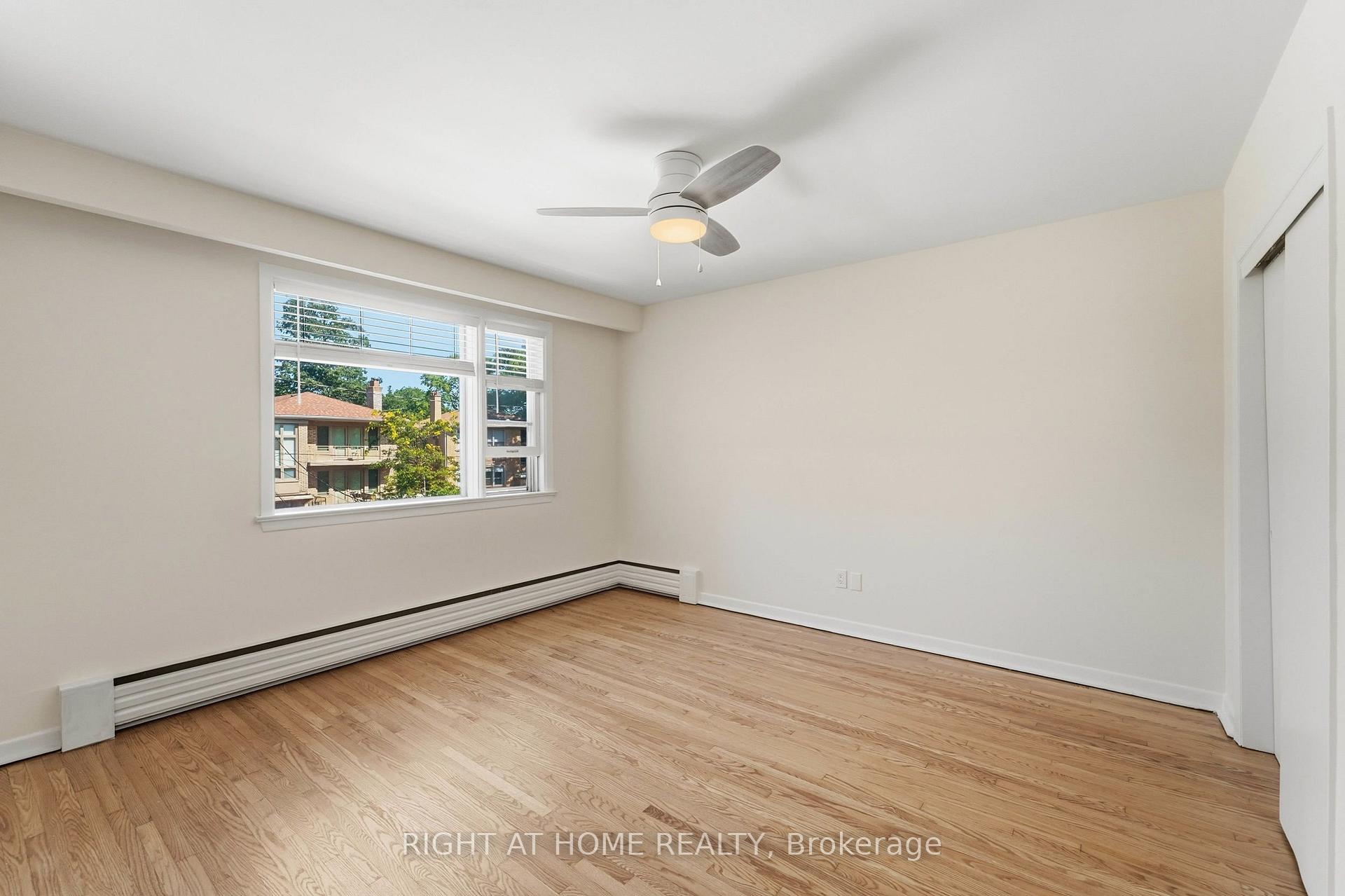 Photo 13 of 3 Carlis Place, Mississauga, Port Credit — HOMEH