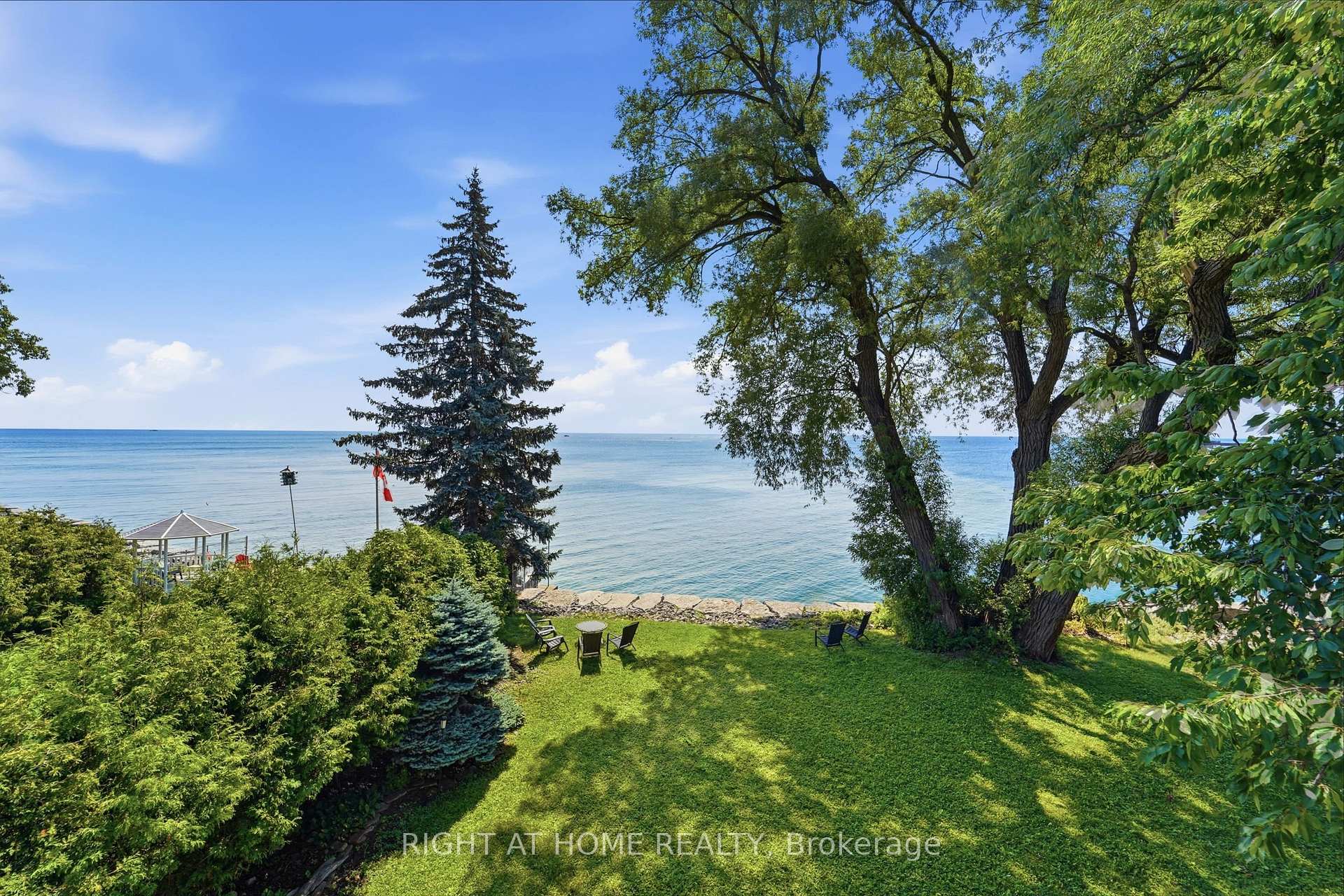 Photo 18 of 3 Carlis Place, Mississauga, Port Credit — HOMEH