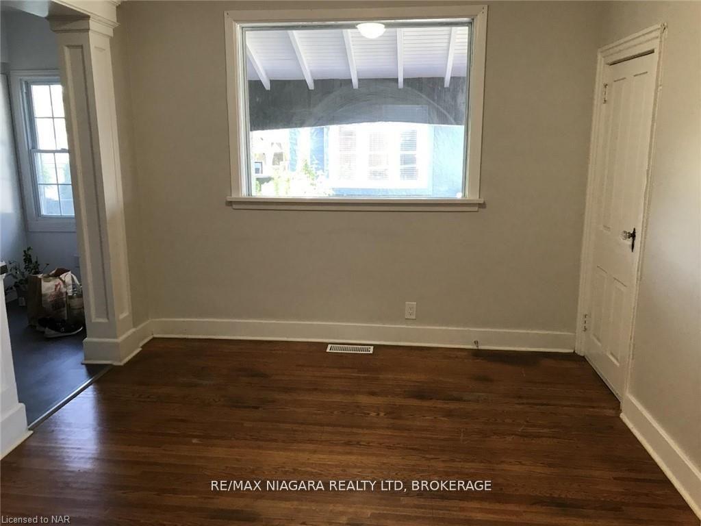 Photo 7 of Unit main floor, 3 Greenlaw Place, St. Catharines, Downtown — HOMEH