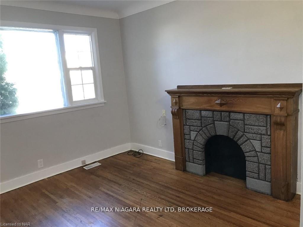 Photo 9 of Unit main floor, 3 Greenlaw Place, St. Catharines, Downtown — HOMEH