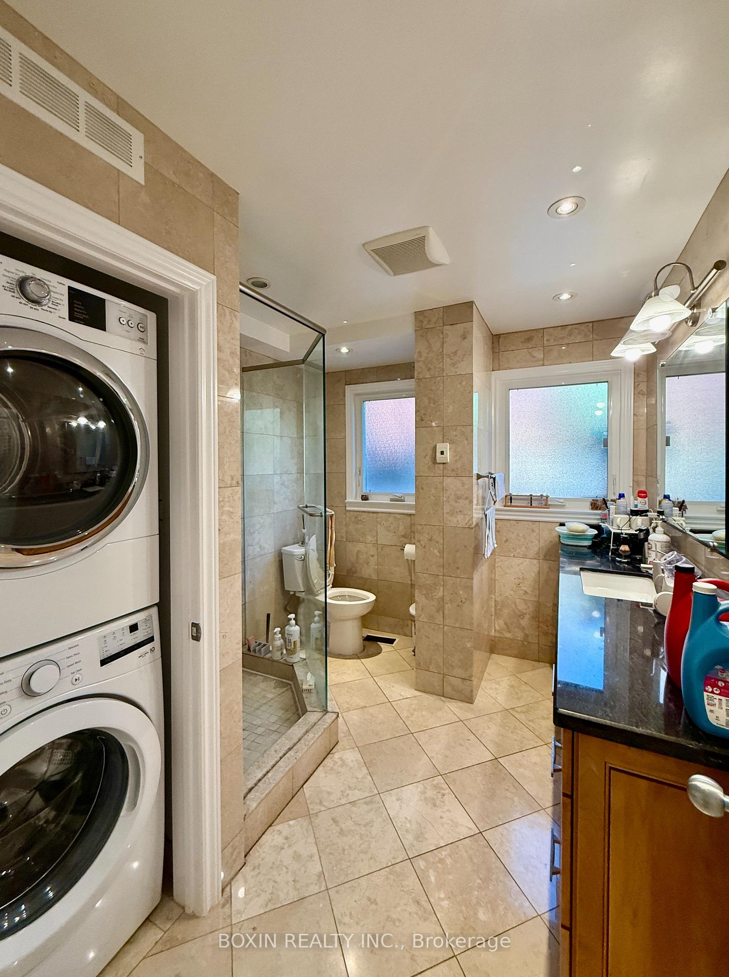 Photo 10 of 266 Markland Drive, Etobicoke, Markland Wood — HOMEH