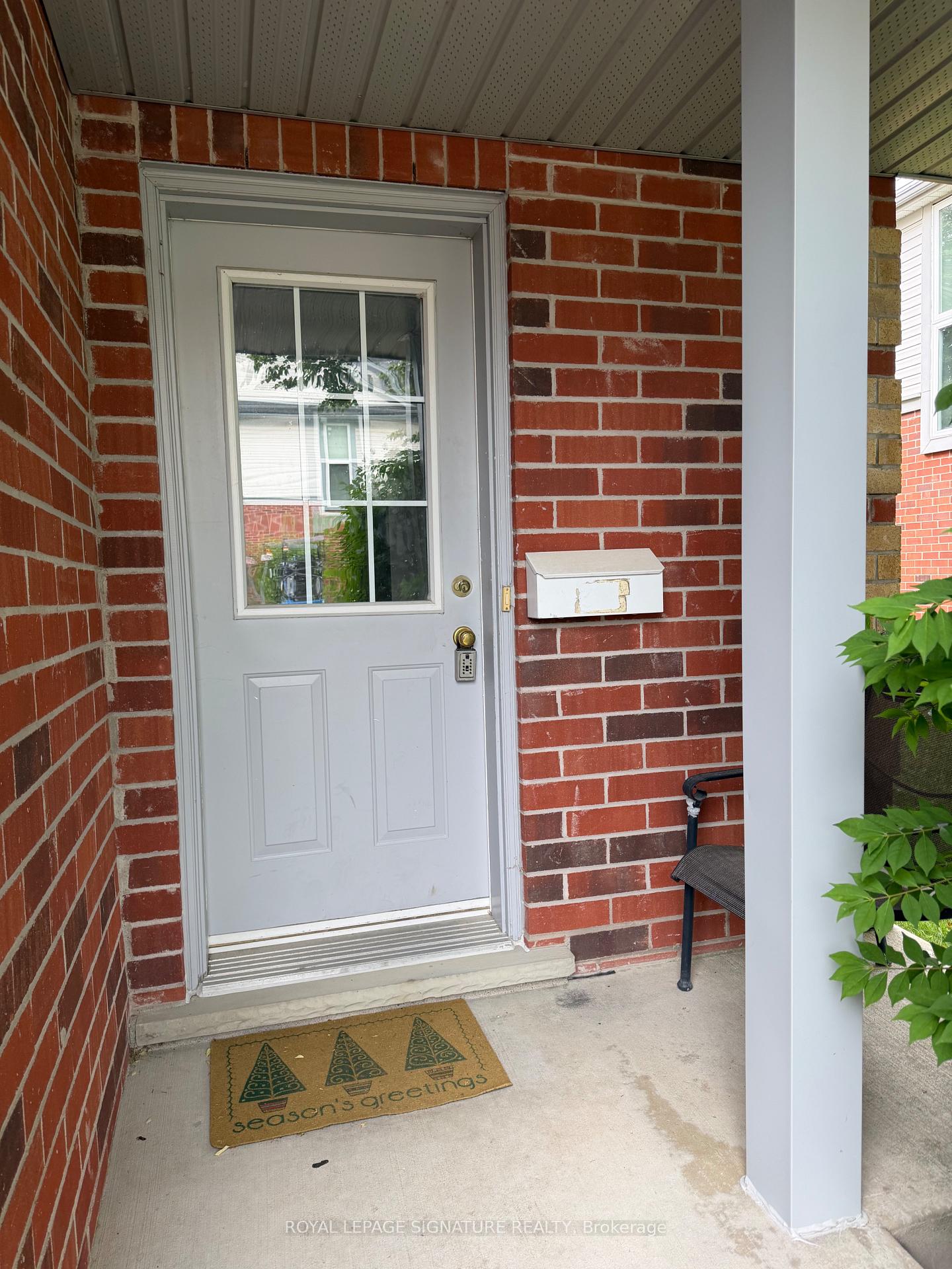 Photo 4 of Unit 7, 920 Edinburgh Road S, Guelph, Kortright West — HOMEH
