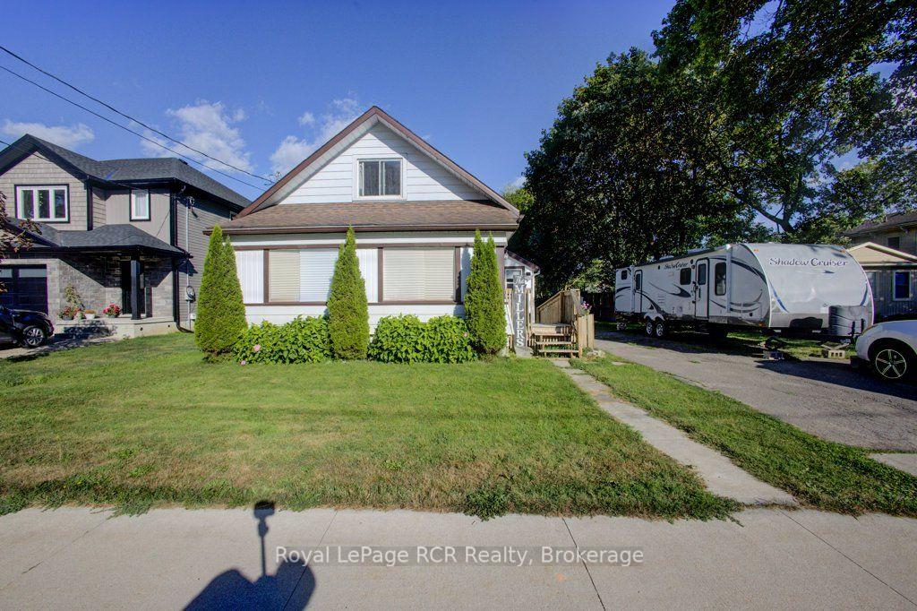 Photo 3 of 330 York Street, Minto — HOMEH