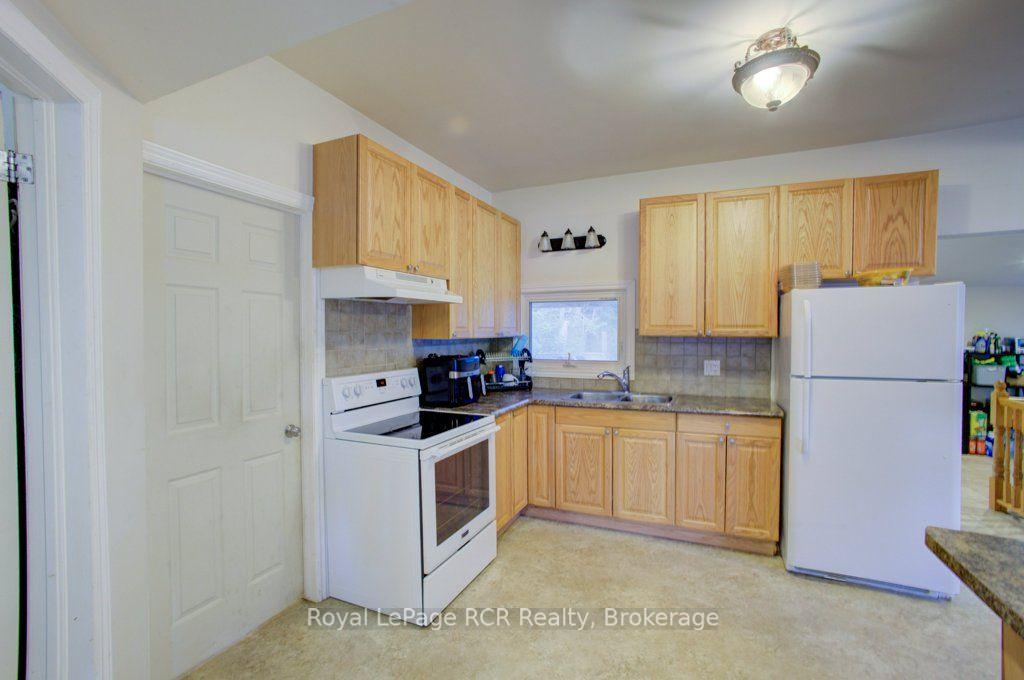 Photo 7 of 330 York Street, Minto — HOMEH