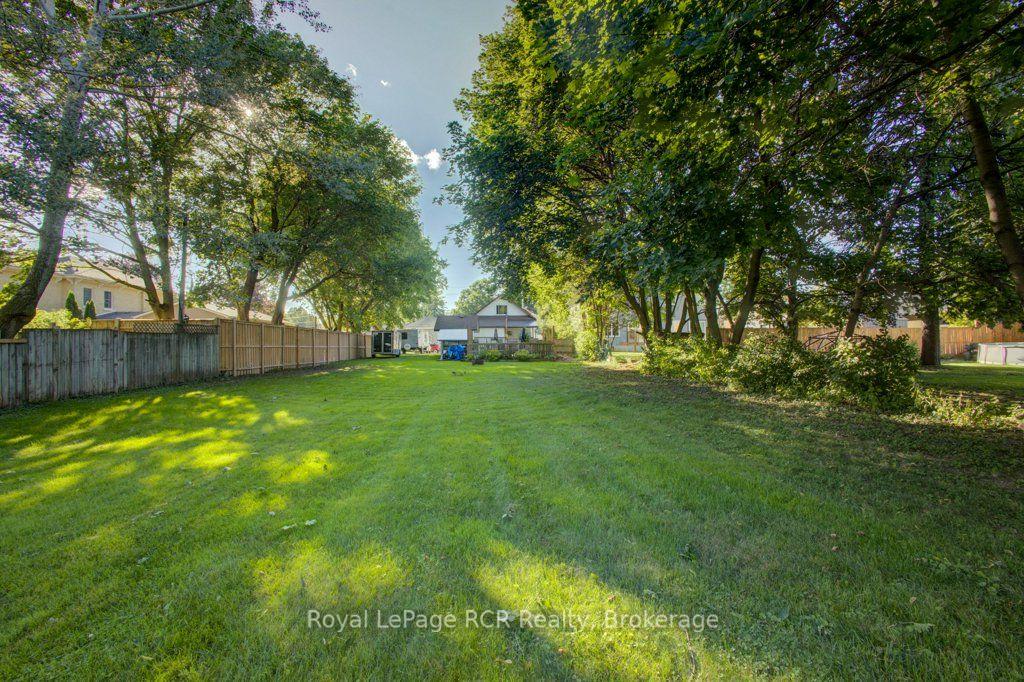 Photo 23 of 330 York Street, Minto — HOMEH