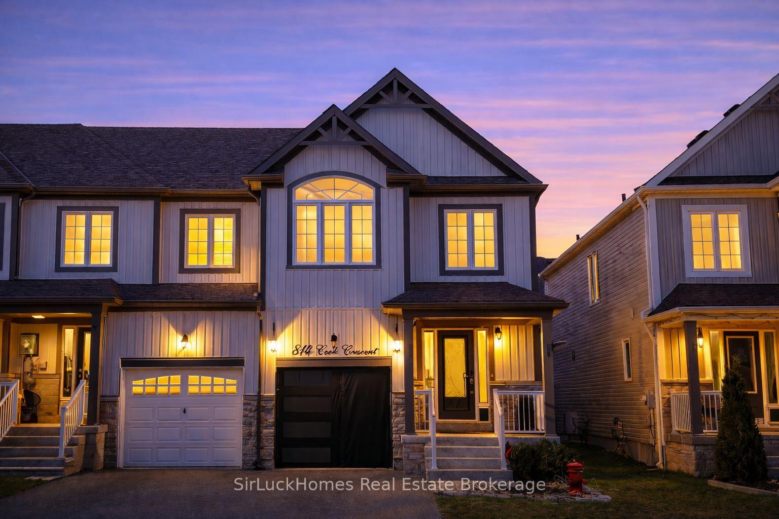 Photo 2 of 814 Cook Crescent, Shelburne — HOMEH