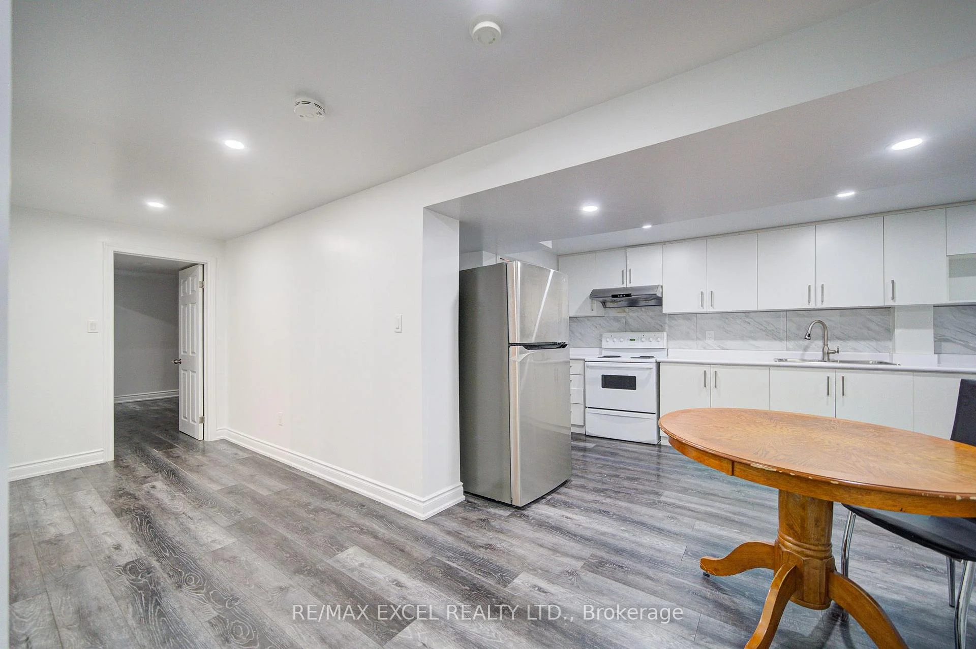 Photo 8 of Unit BSMT, 392 Elson Street, Markham, Cedarwood — HOMEH