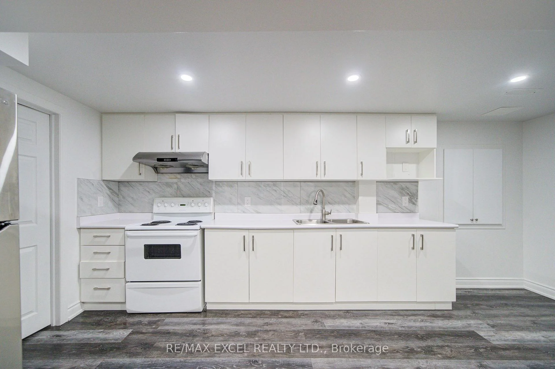 Photo 12 of Unit BSMT, 392 Elson Street, Markham, Cedarwood — HOMEH