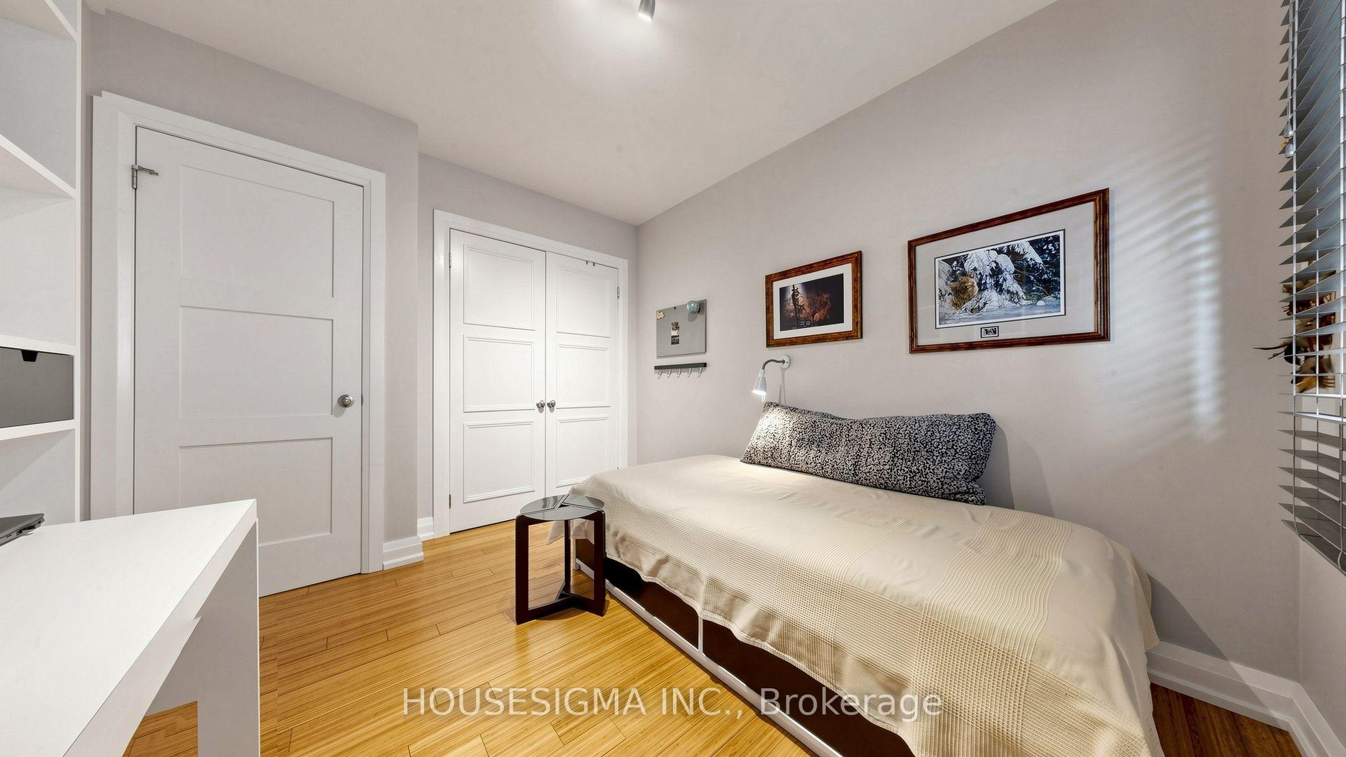 Photo 34 of 6 Koos Road, Etobicoke, Markland Wood — HOMEH