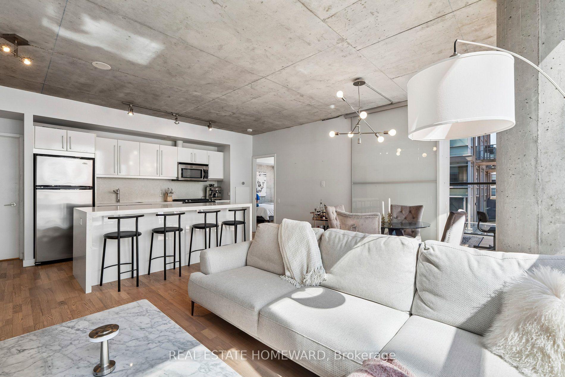 Photo 5 of Unit 807, 25 Oxley Street, Toronto, Waterfront Communities — HOMEH