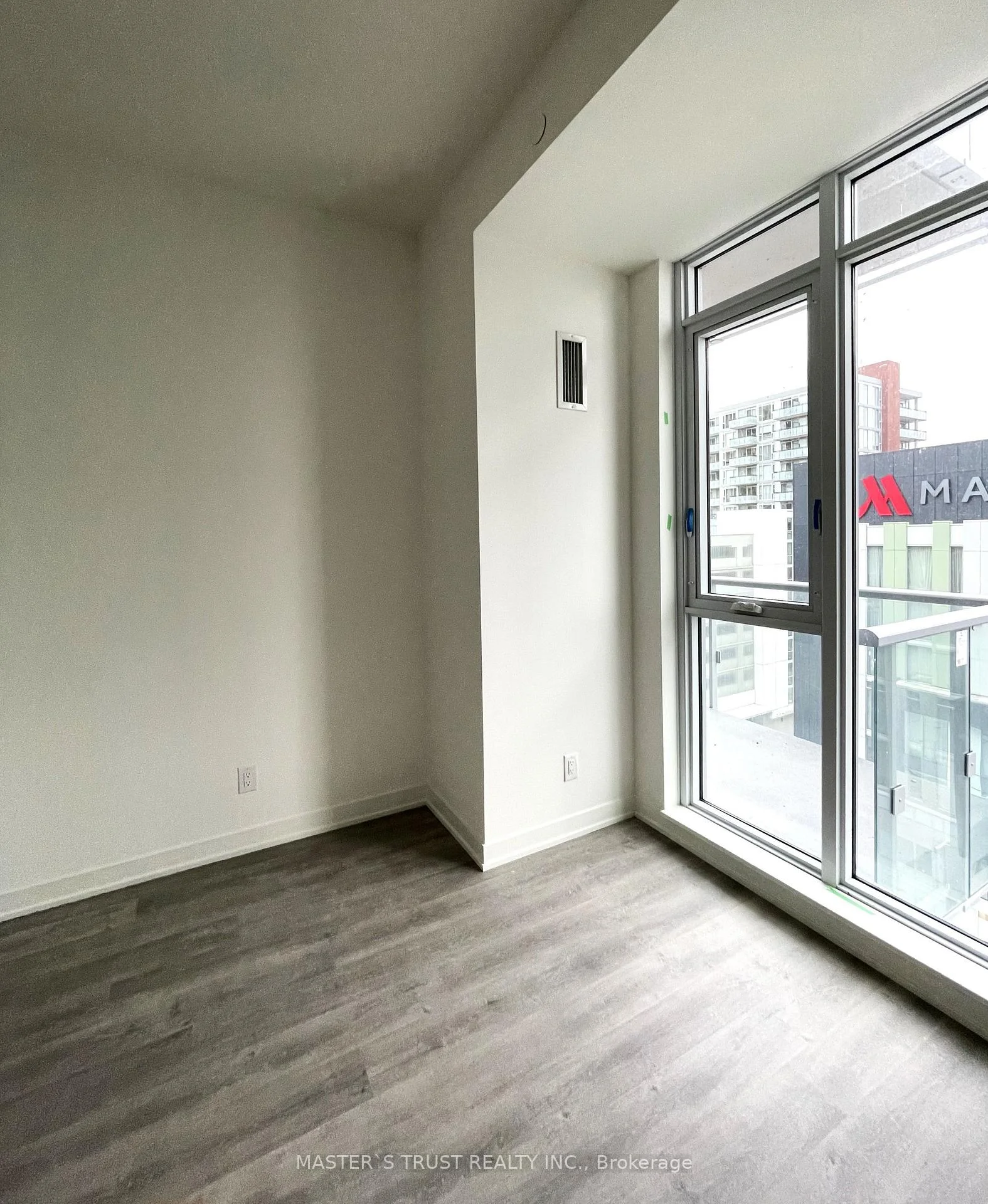 Photo 11 of Unit 1013, 8119 Birchmount Road, Markham, Unionville — HOMEH