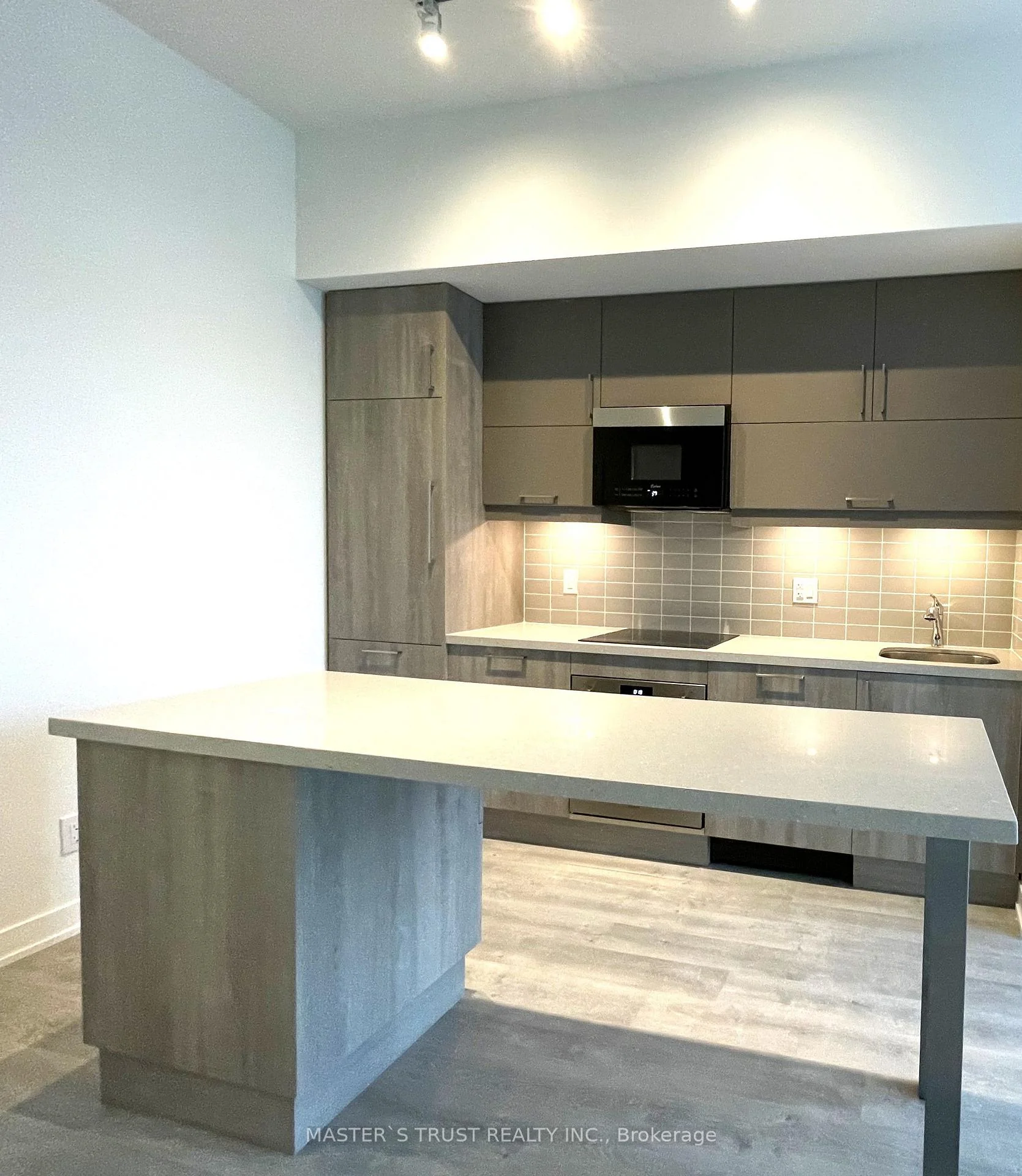 Photo 16 of Unit 1013, 8119 Birchmount Road, Markham, Unionville — HOMEH