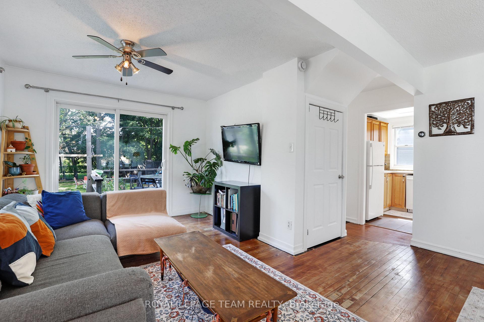 Photo 10 of 283 Anna Avenue, Ottawa, Carlington — HOMEH
