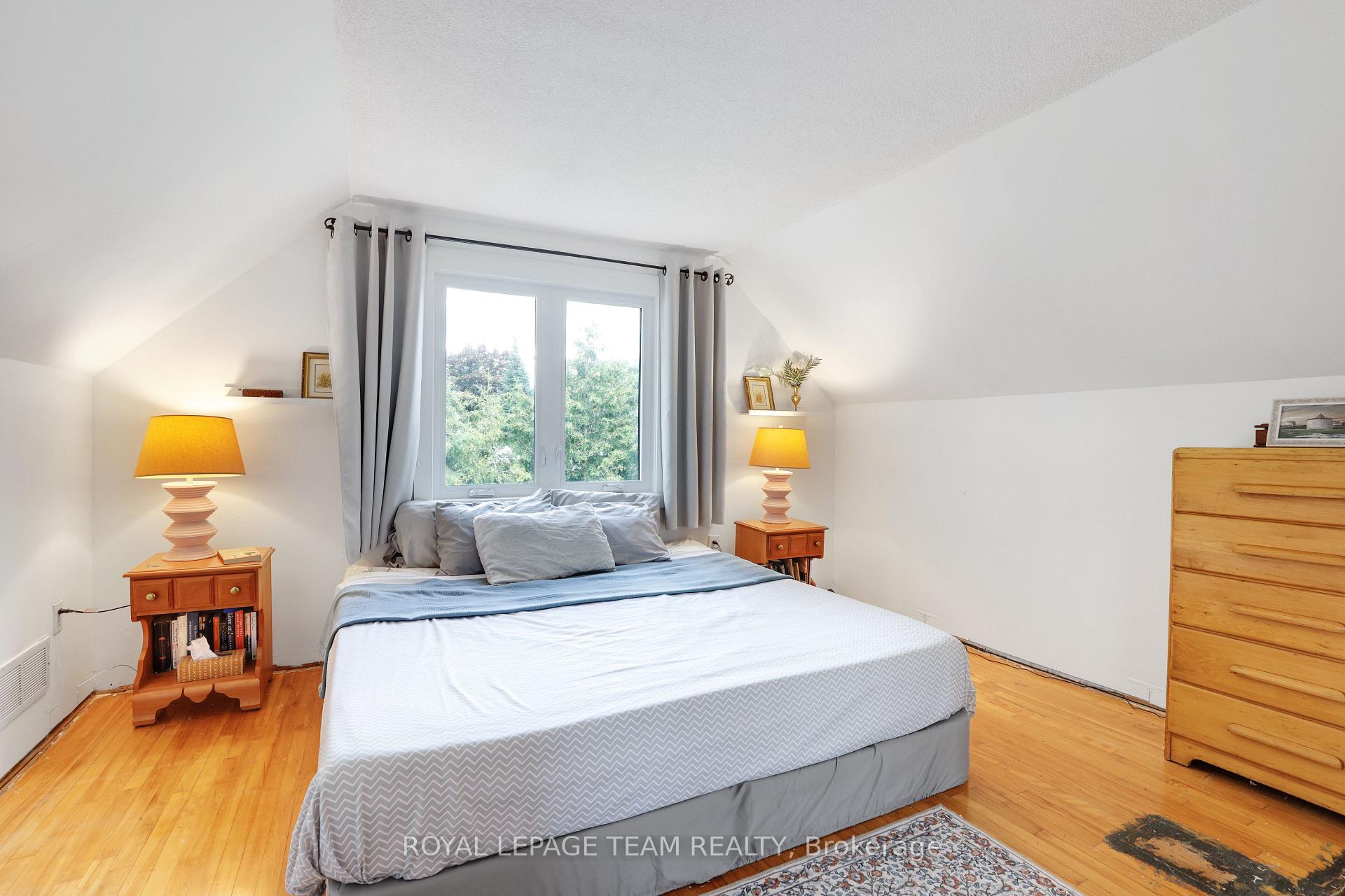 Photo 18 of 283 Anna Avenue, Ottawa, Carlington — HOMEH