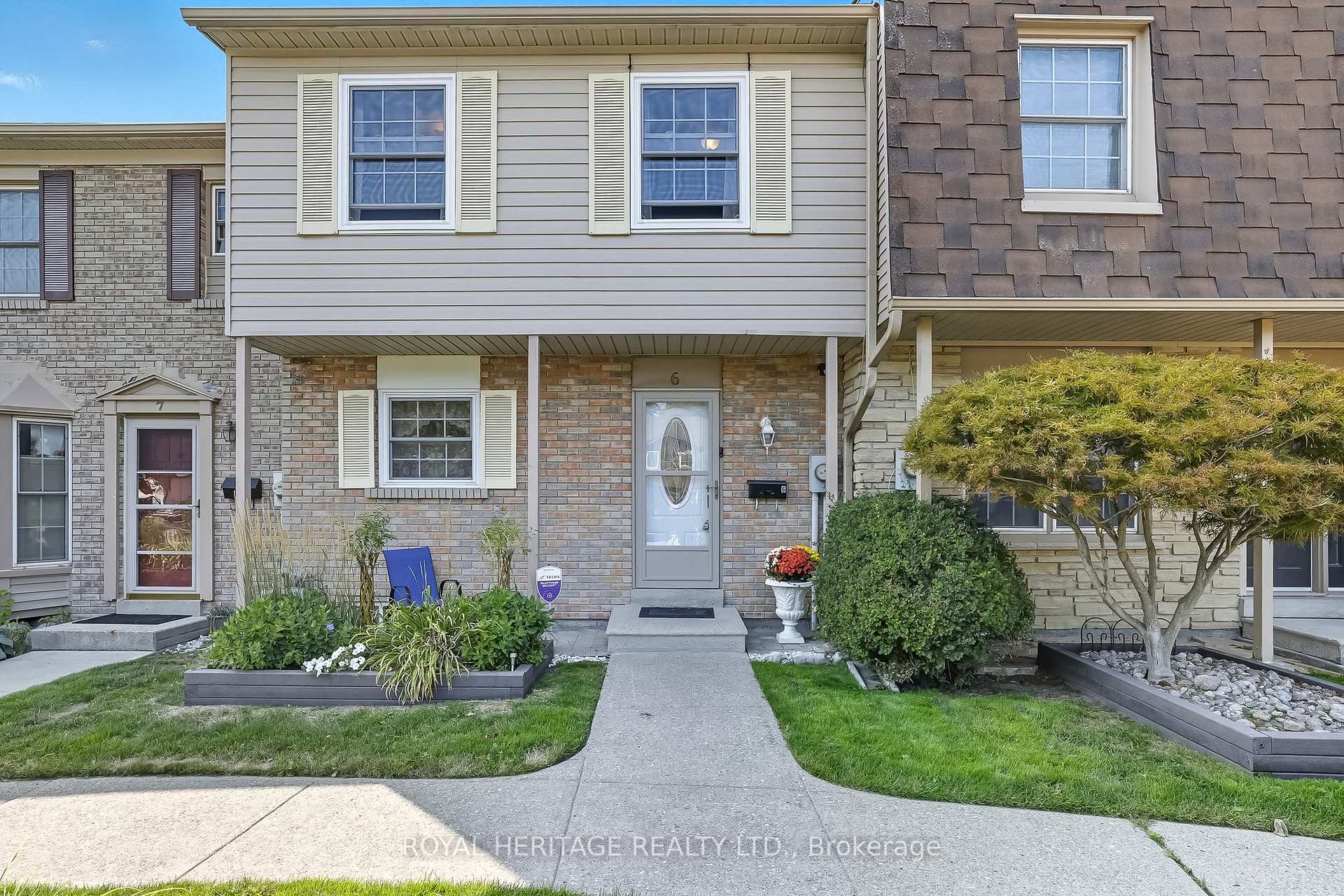 Photo 1 of Unit 6, 580 Eyer Drive, Pickering, West Shore — HOMEH