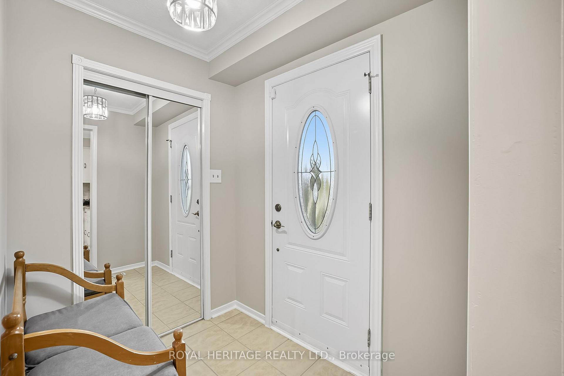 Photo 4 of Unit 6, 580 Eyer Drive, Pickering, West Shore — HOMEH