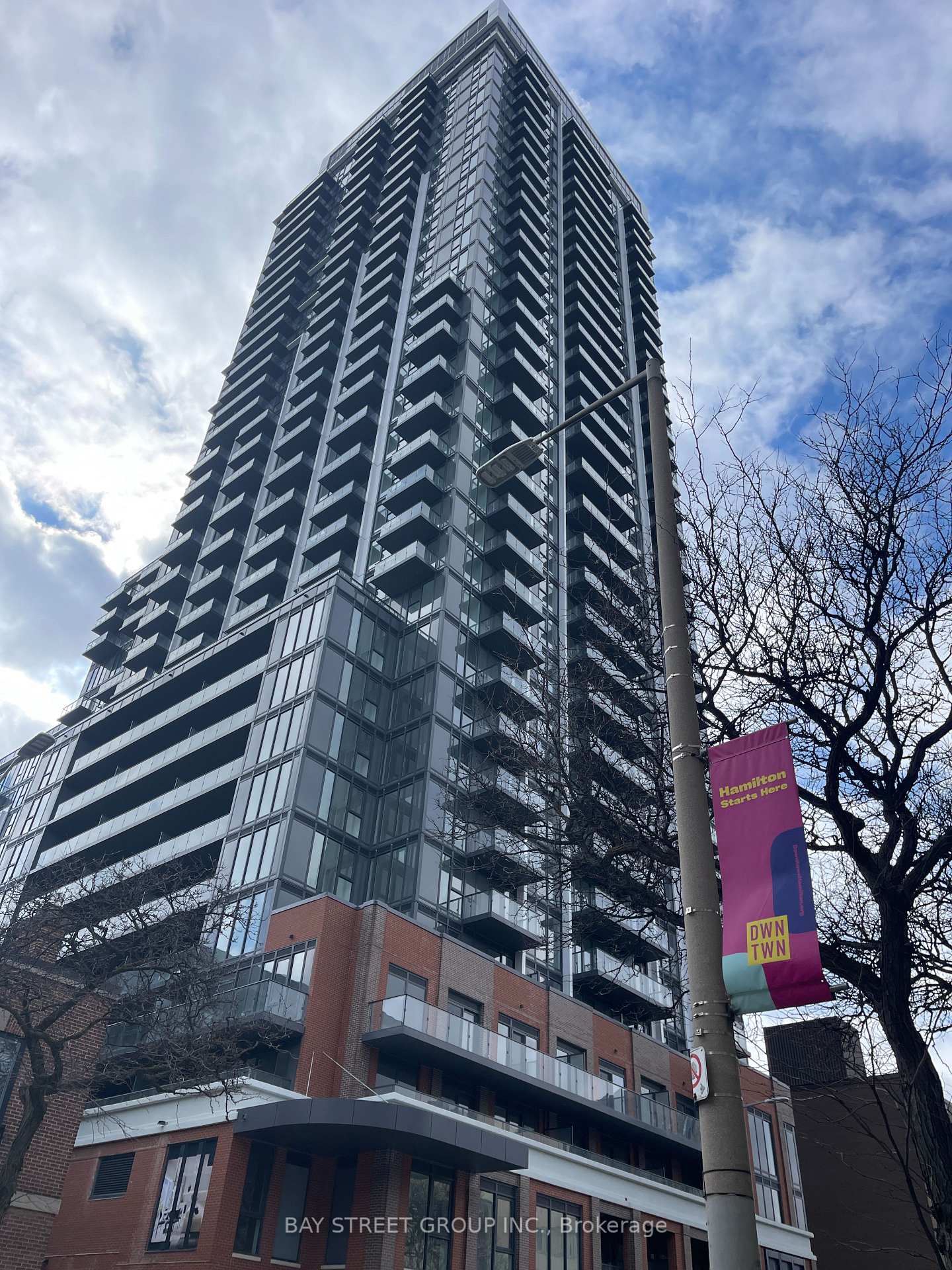 Photo 2 of Unit 2511, 75 James Street S, Hamilton, Durand — HOMEH