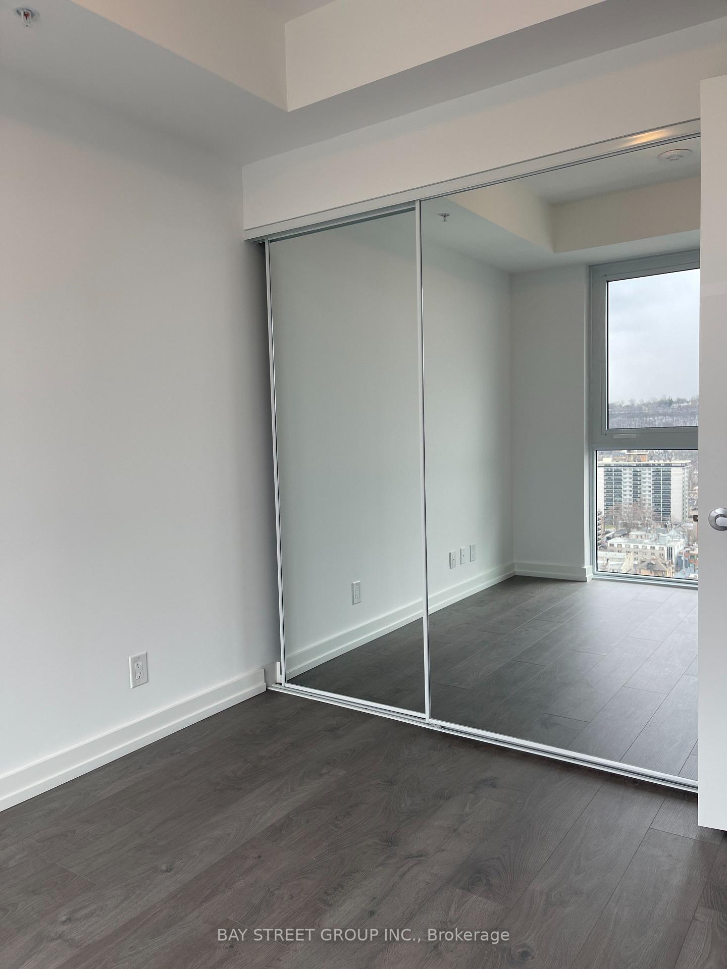 Photo 8 of Unit 2511, 75 James Street S, Hamilton, Durand — HOMEH
