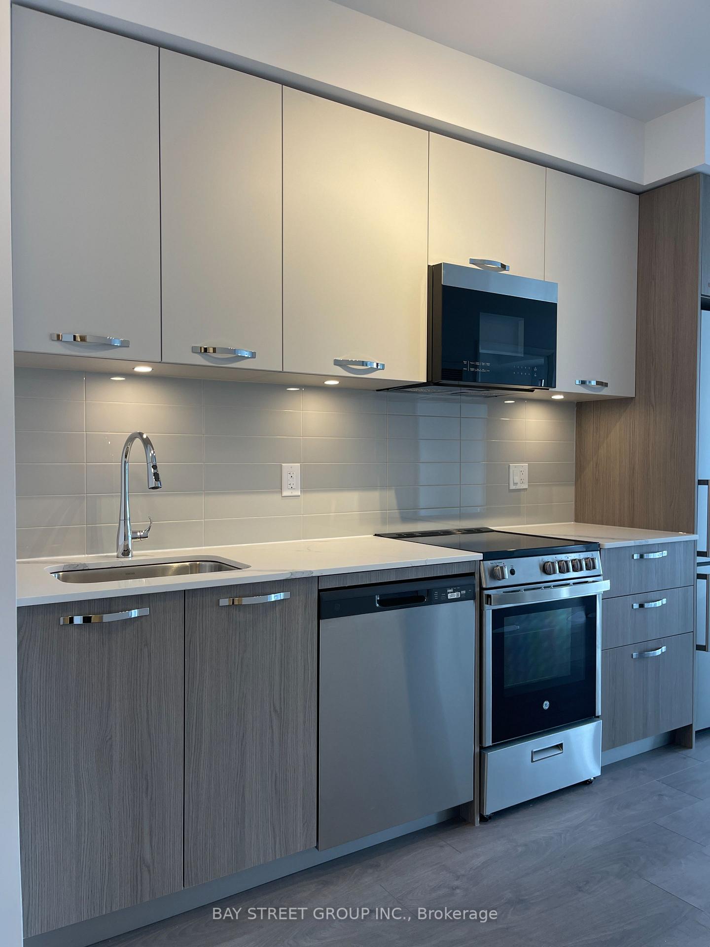 Photo 9 of Unit 2511, 75 James Street S, Hamilton, Durand — HOMEH