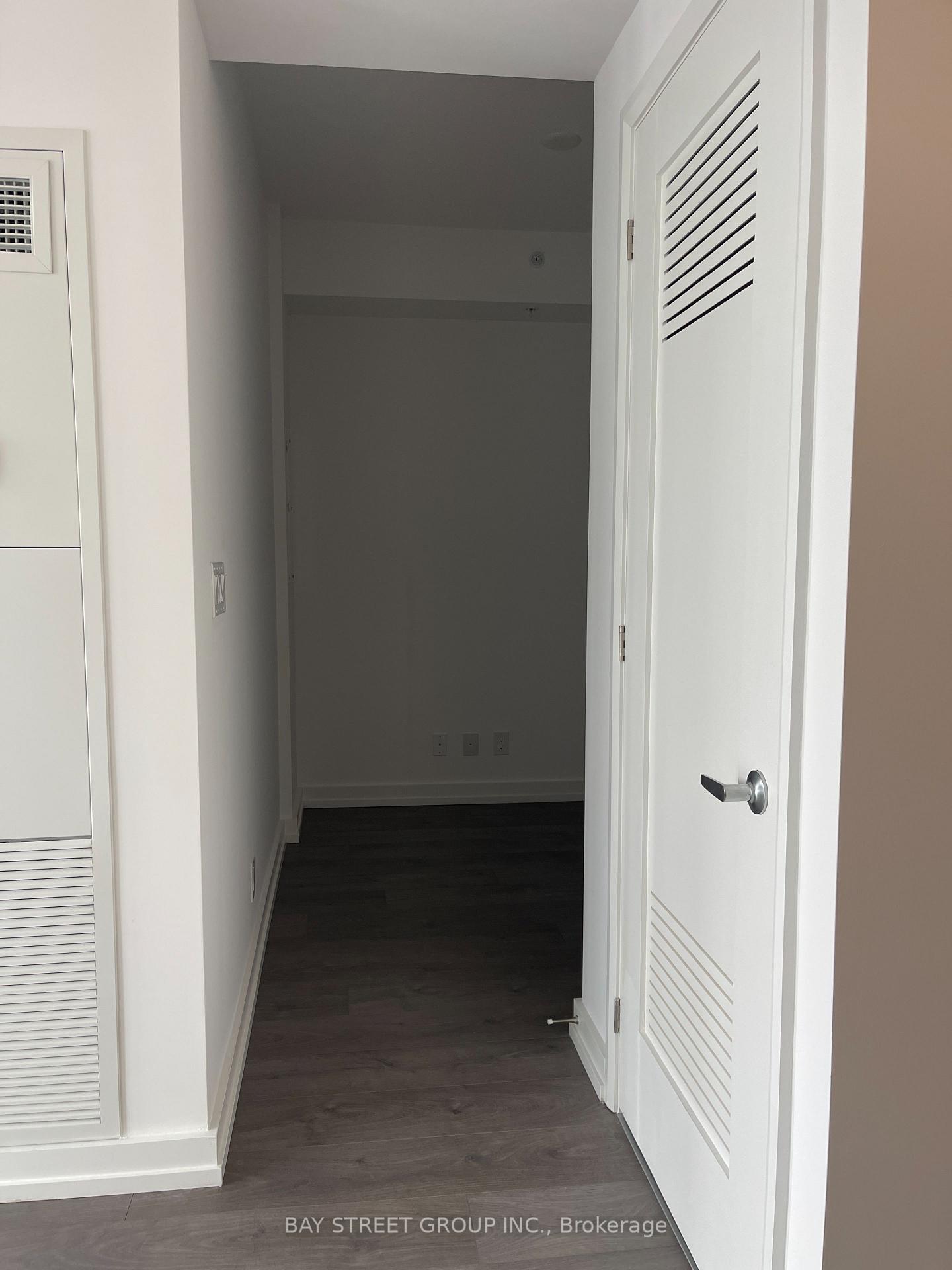 Photo 15 of Unit 2511, 75 James Street S, Hamilton, Durand — HOMEH