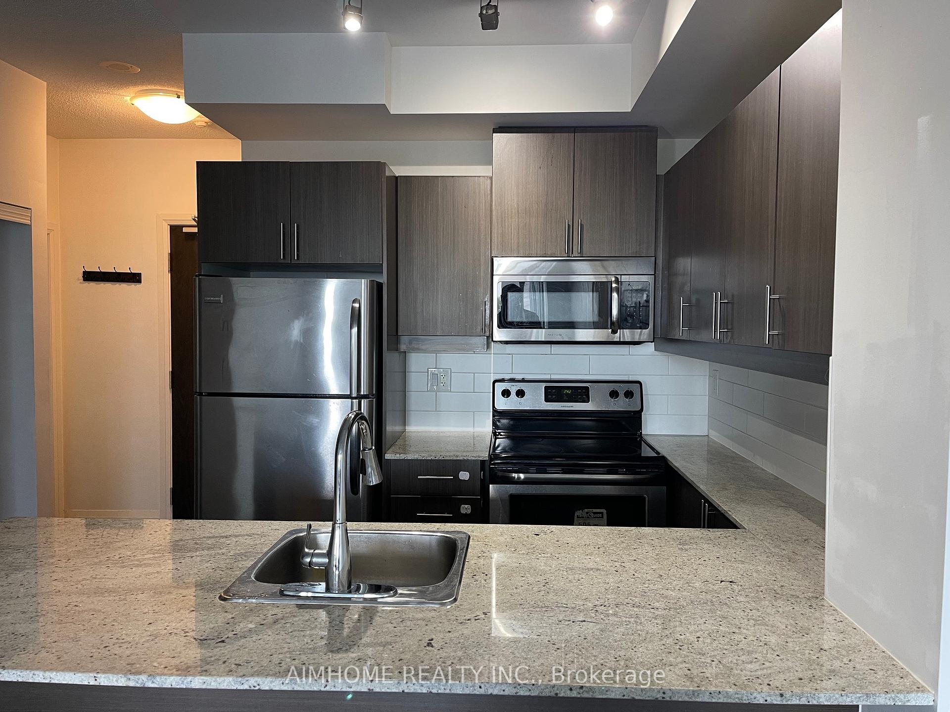 Photo 2 of Unit 804, 17 Kenaston Gardens, North York, Bayview Village — HOMEH