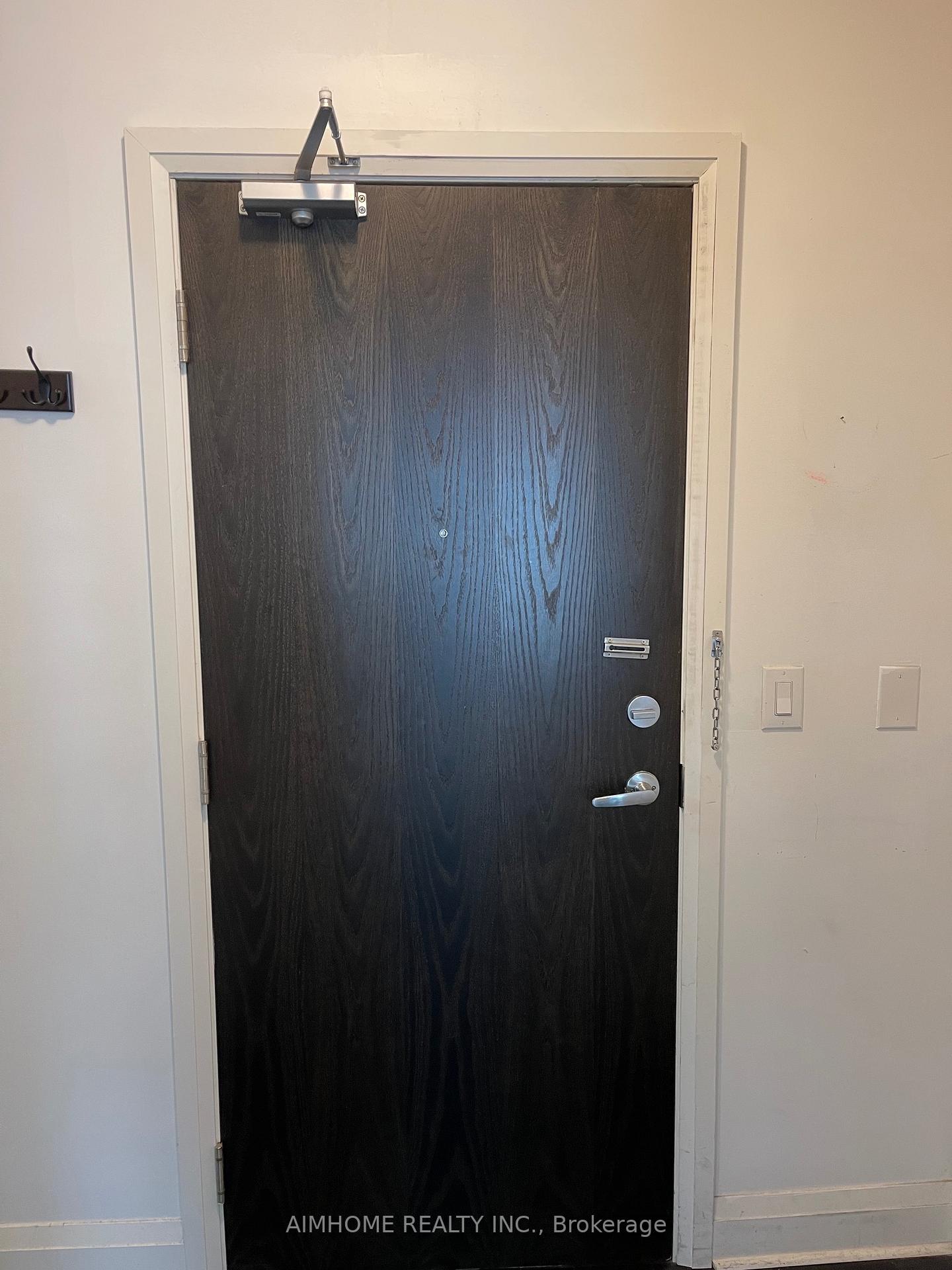Photo 5 of Unit 804, 17 Kenaston Gardens, North York, Bayview Village — HOMEH